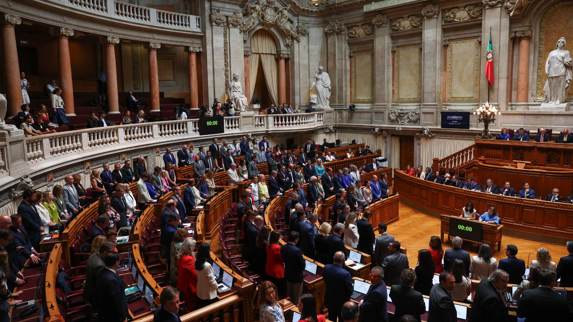 Portugal's new minority center-right government takes power