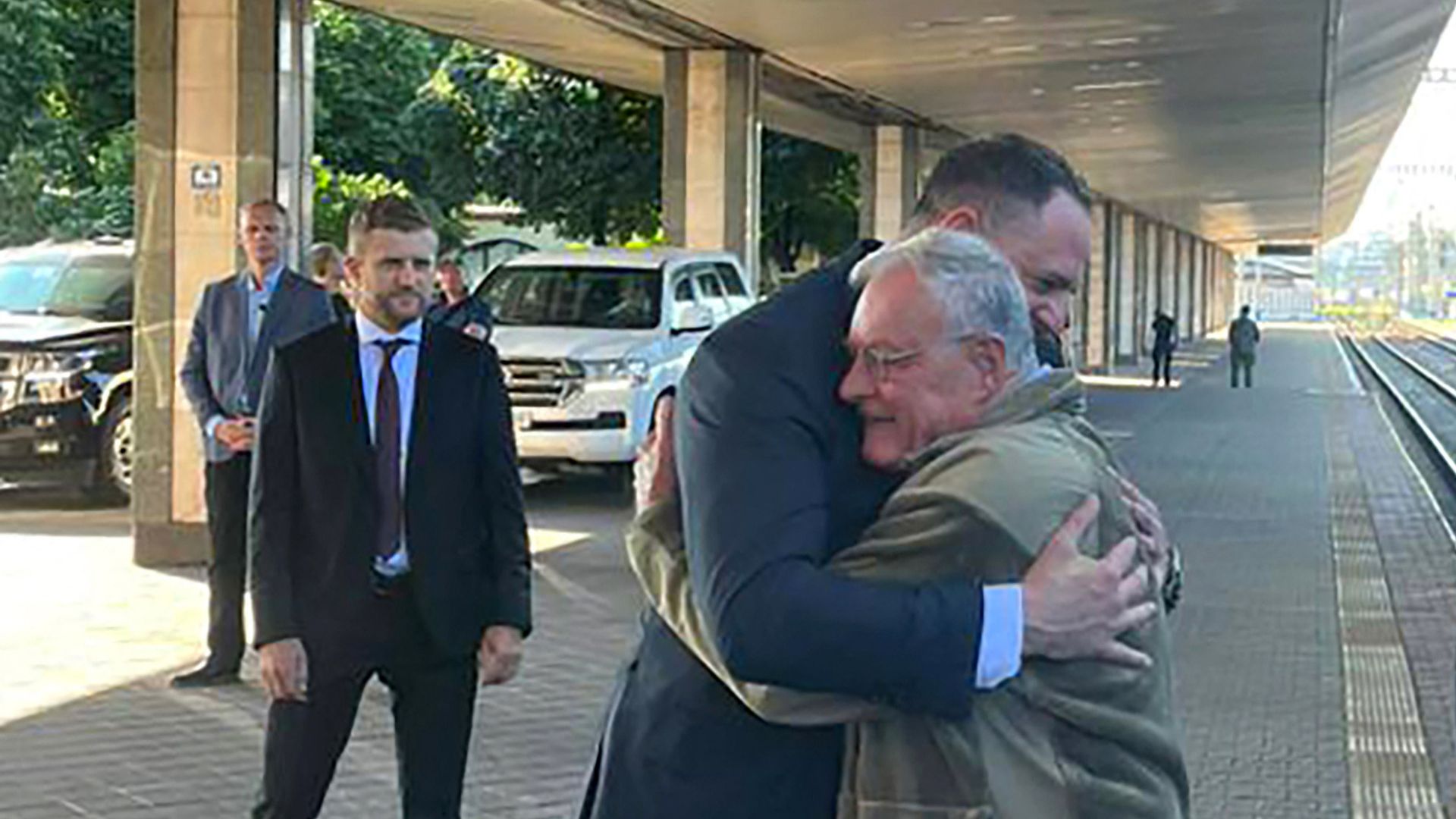 In this handout photograph, Ukraine's Head of the Office of the President Andriy Yermak (L) greets U.S. Special Envoy for Ukraine and Russia Keith Kellogg (R) upon his arrival in Kyiv. /Handout/Telegram/@ermaka2022