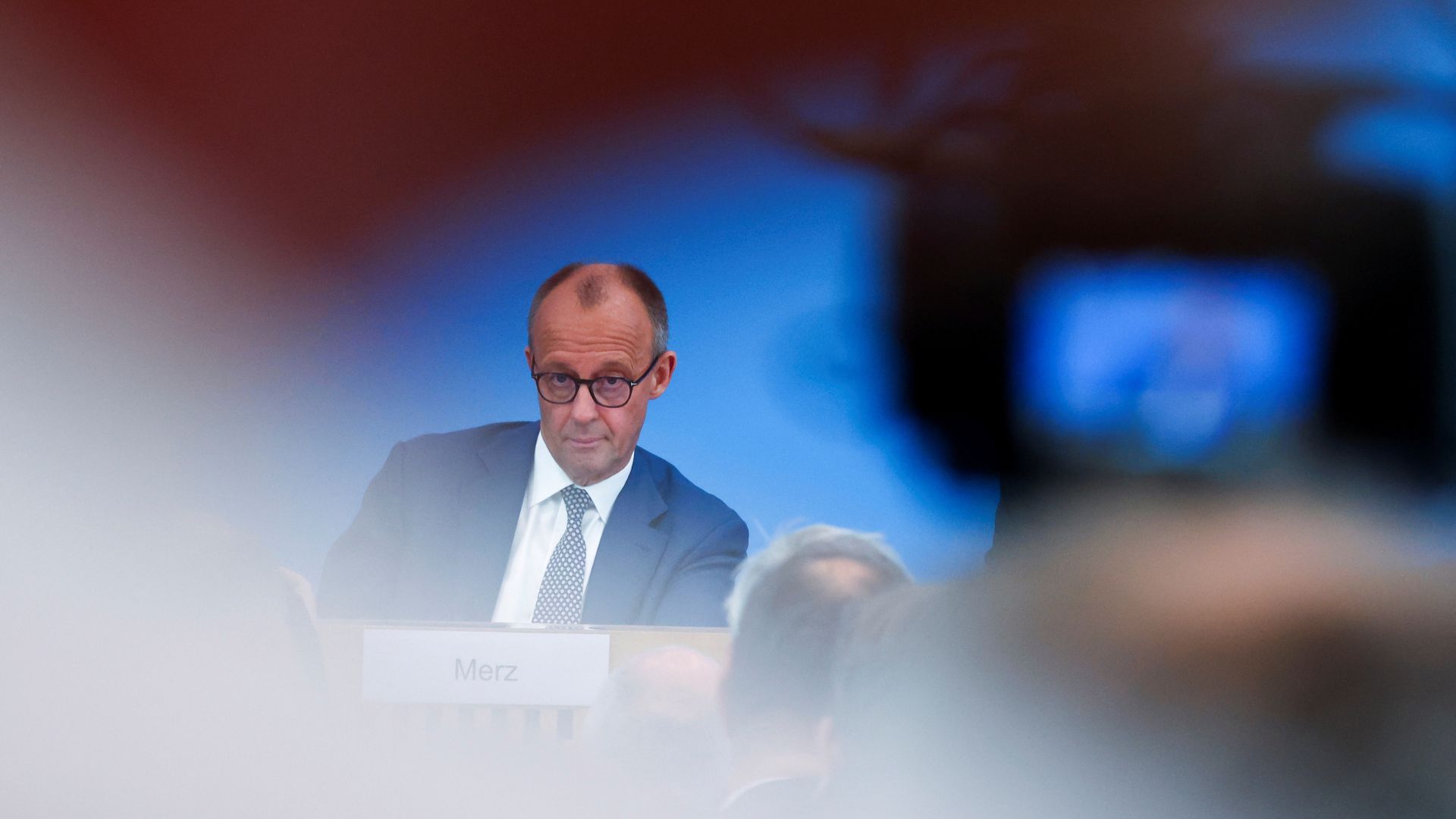 Meeting the media, Merz seeks stability at home and clarity abroad