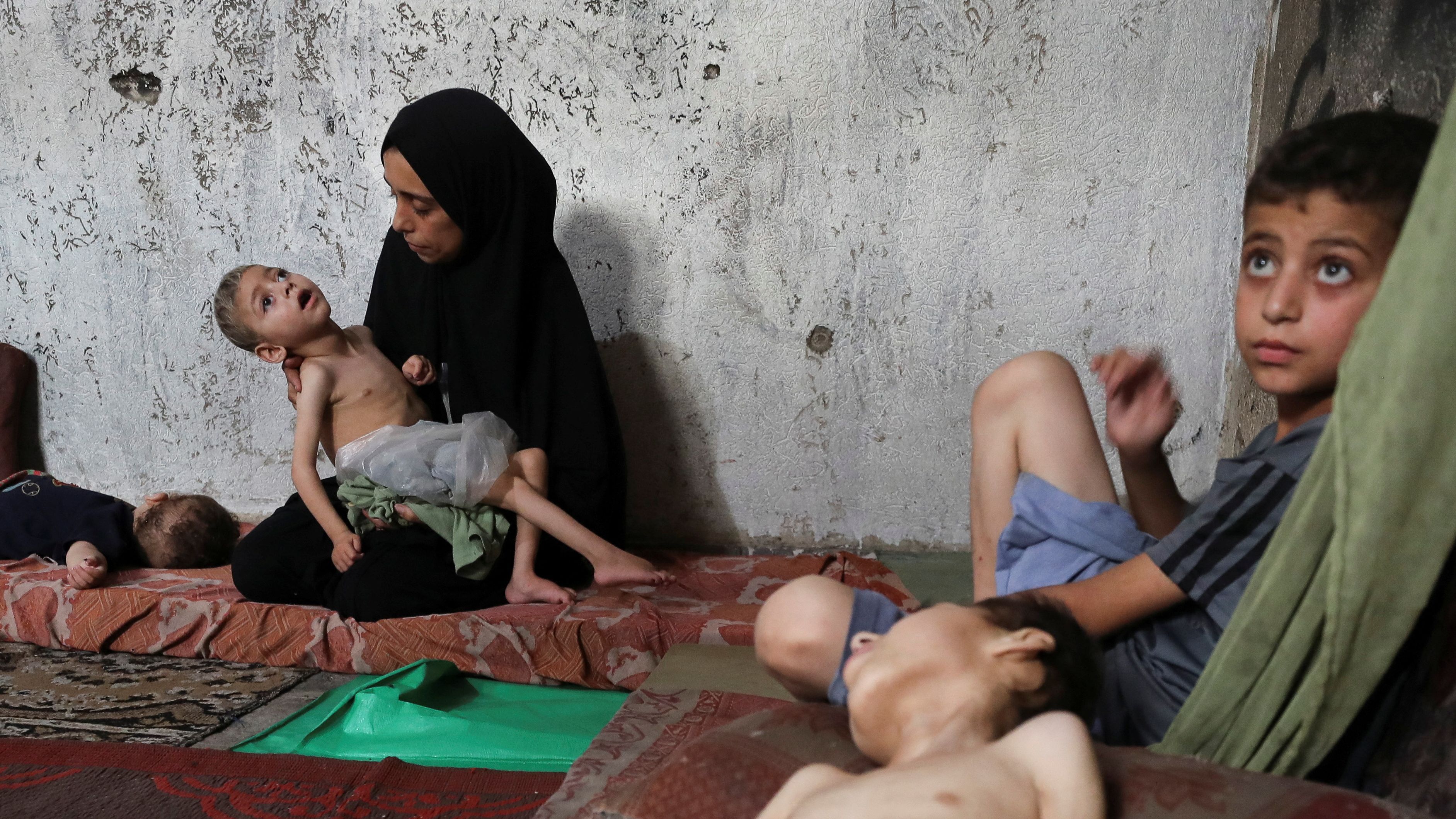 France to recognize Palestinian state, Europe's big 3 hold Gaza talks
