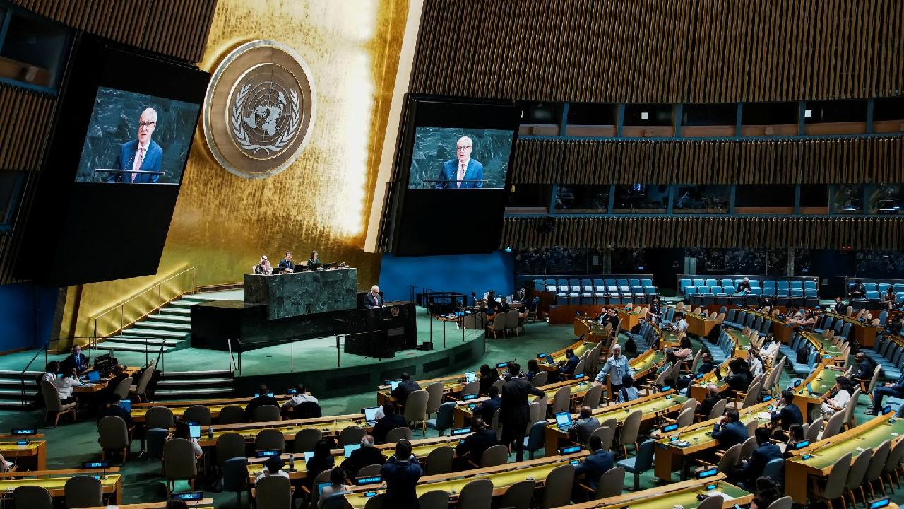 Arab League, EU and others urge Hamas to disarm for two-state solution