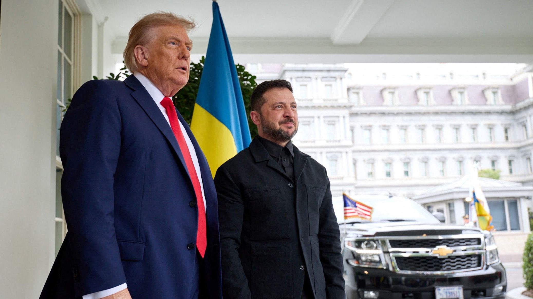 U.S. President Donald Trump and Ukrainian President Volodymyr Zelenskyy meet at the White House, amid negotiations to end the Russian war in Ukraine, in Washington, D.C. /Ukrainian Presidential Press Service/Reuters