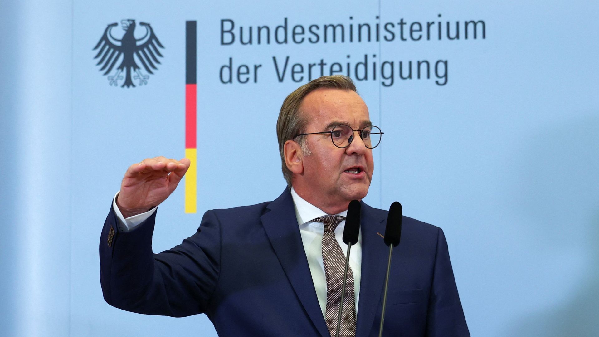 German Defence Minister Boris Pistorius speaks during the press conference announcing the scheme. /Christian Mang/Reuters