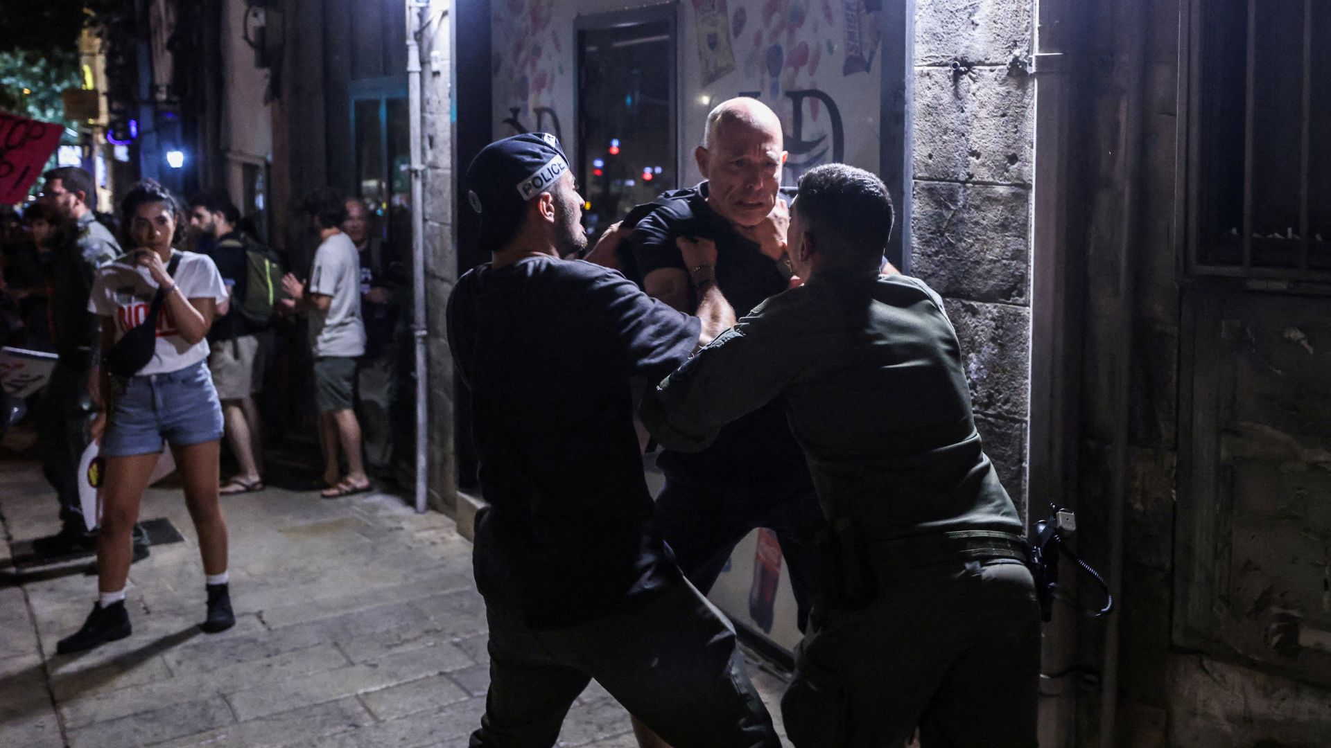 Police officers detain a demonstrator during a protest in Jerusalem, September 3, 2025. /Jamal Awad/Reuters