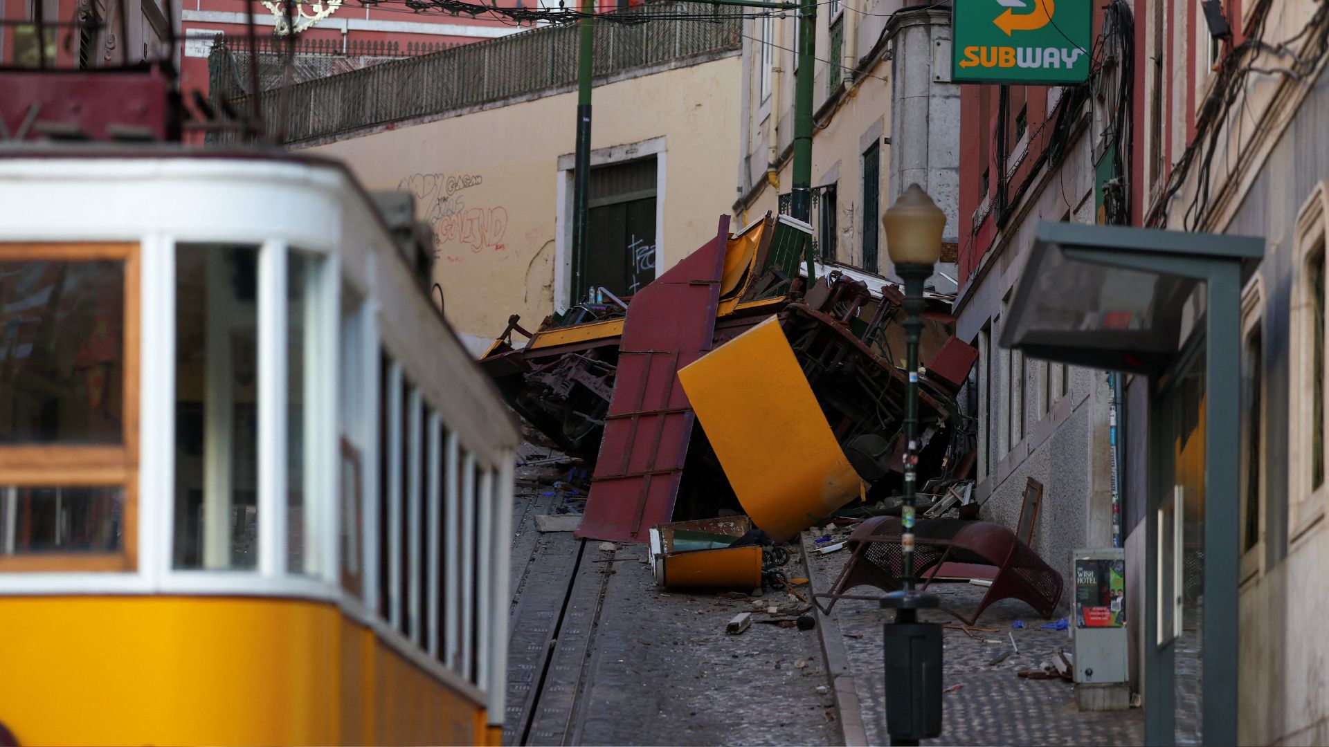 View of the site of the accident which killed at least 17 people. /Pedro Nunes/Reuters