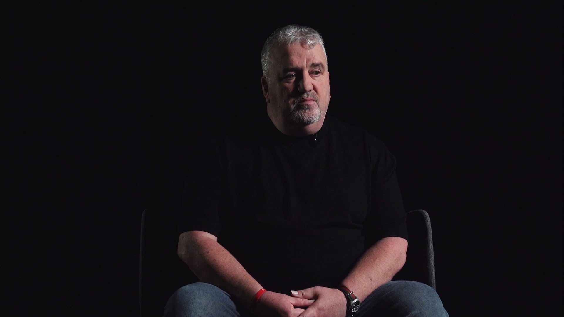 Gary Hayes contemplated suicide, before setting up a help group. /CGTN