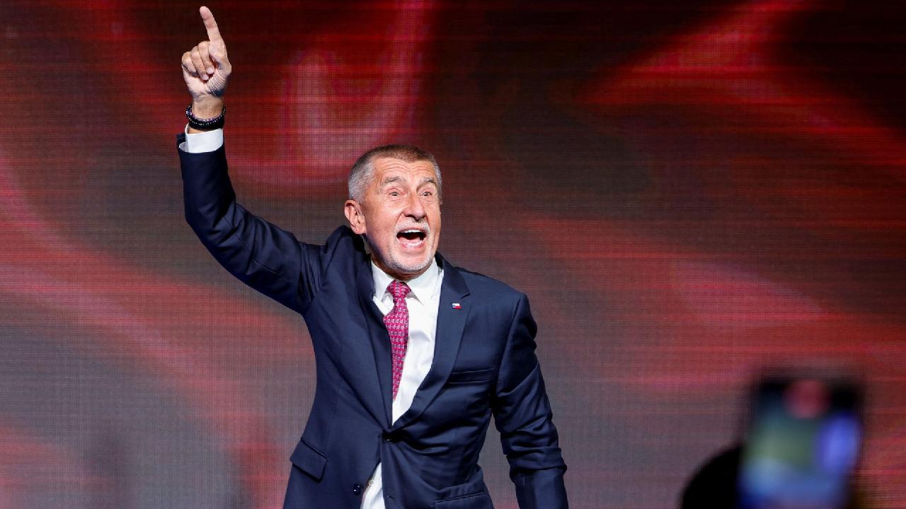 Czech populist Babis signs coalition deal with euroskeptic partners