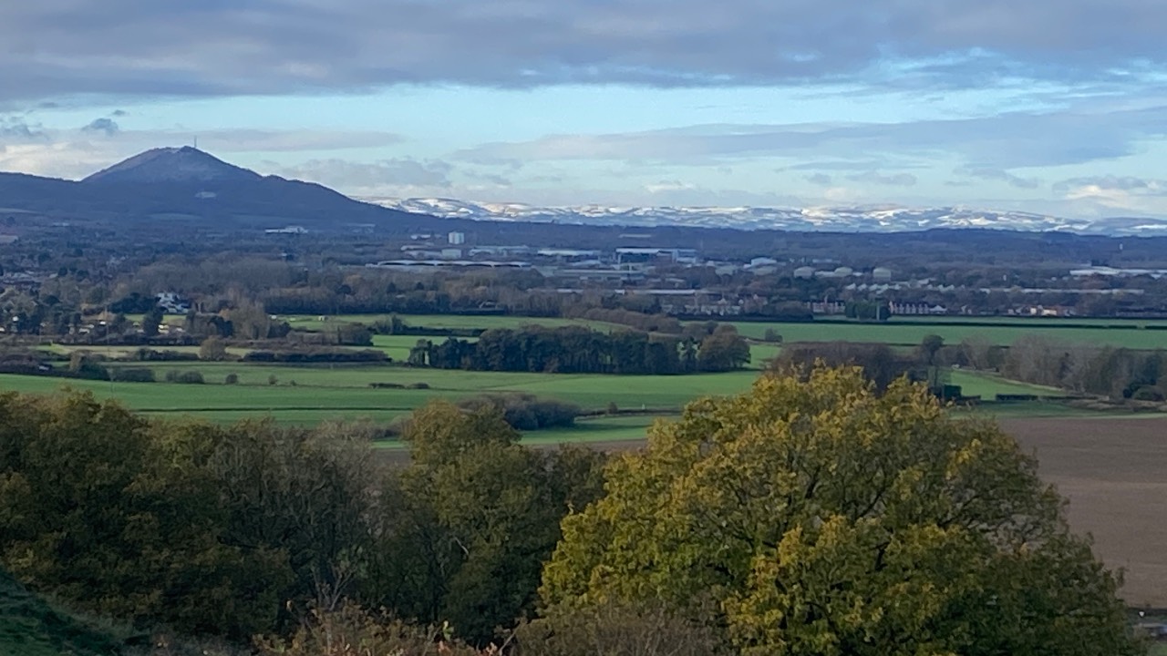Farming is facing a lot of challenges on a lot of fronts. /CGTN