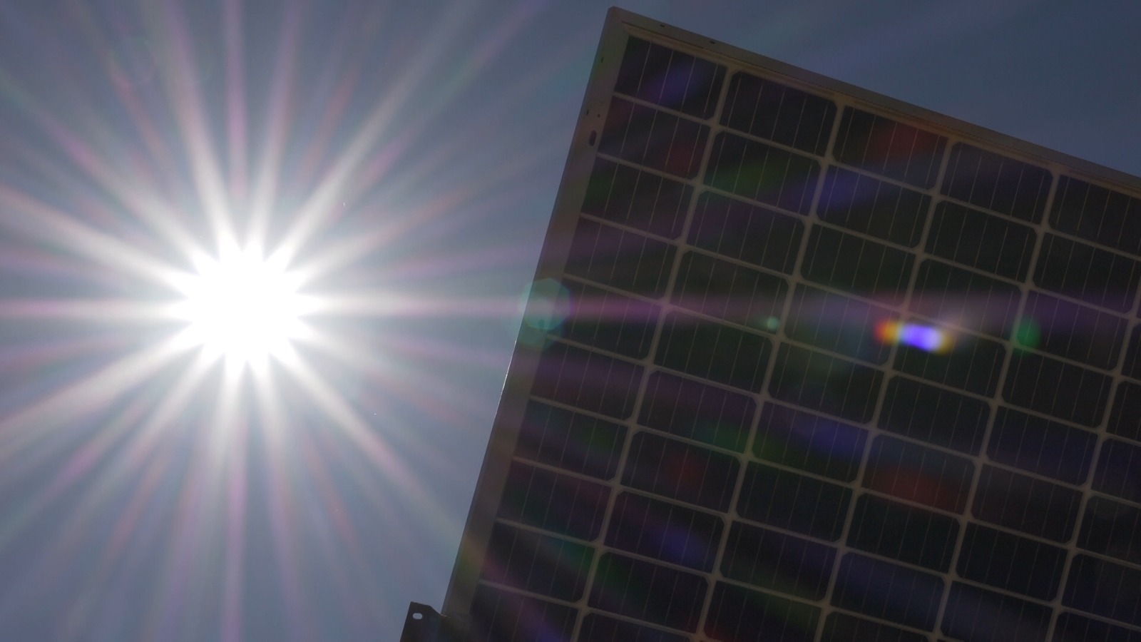 Spain has over 300 days of sunshine and went from levies on solar installations in 2018 to a European leader in solar power generation. /CGTN