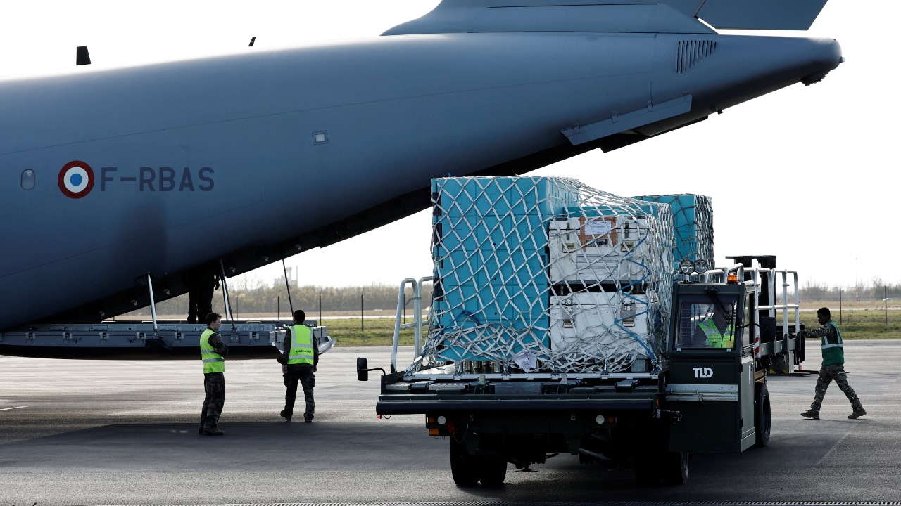Soldiers unload new vaccine doses from a A400M military aircraft aimed at containing an outbreak of lumpy skin disease affecting cattle, as part of a vaccination campaign, at a military airport in Toulouse, France. /Benoit Tessier/Reuters