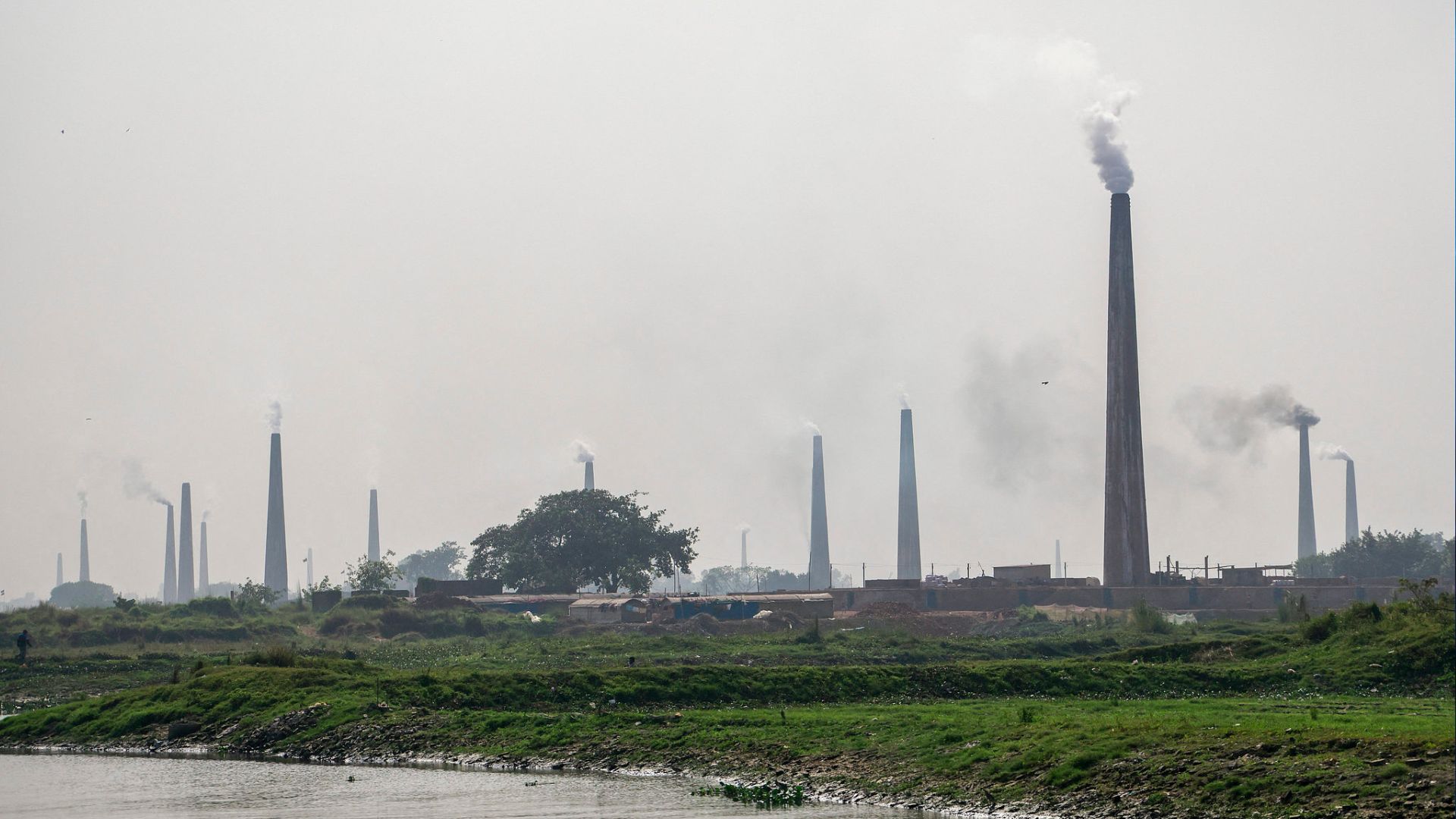 The EU says that pricing carbon is crucial for countries to meet their emissions targets. /Suvra Kanti
/CFP 