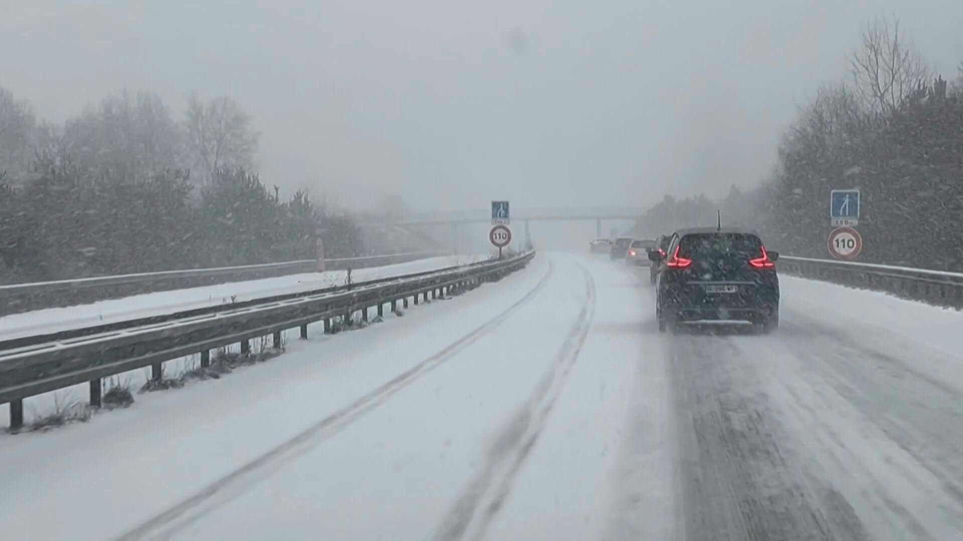 After days of widespread snow, now France faces 'meteorological bomb'