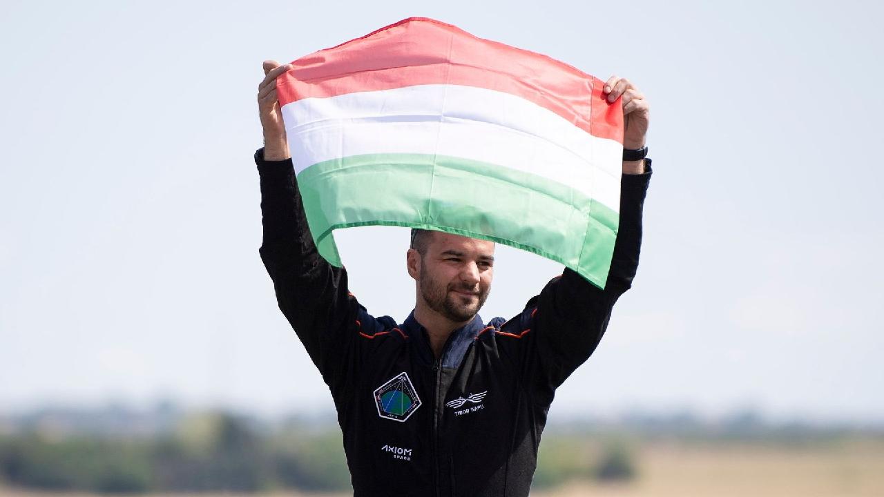 Reaching for the stars: Hungary's space education program has lift off