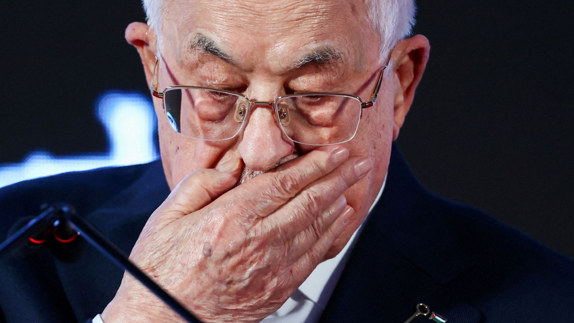 Palestinian President Mahmoud Abbas has endorsed the list of committee members. /Vincenzo Livieri/Reuters
