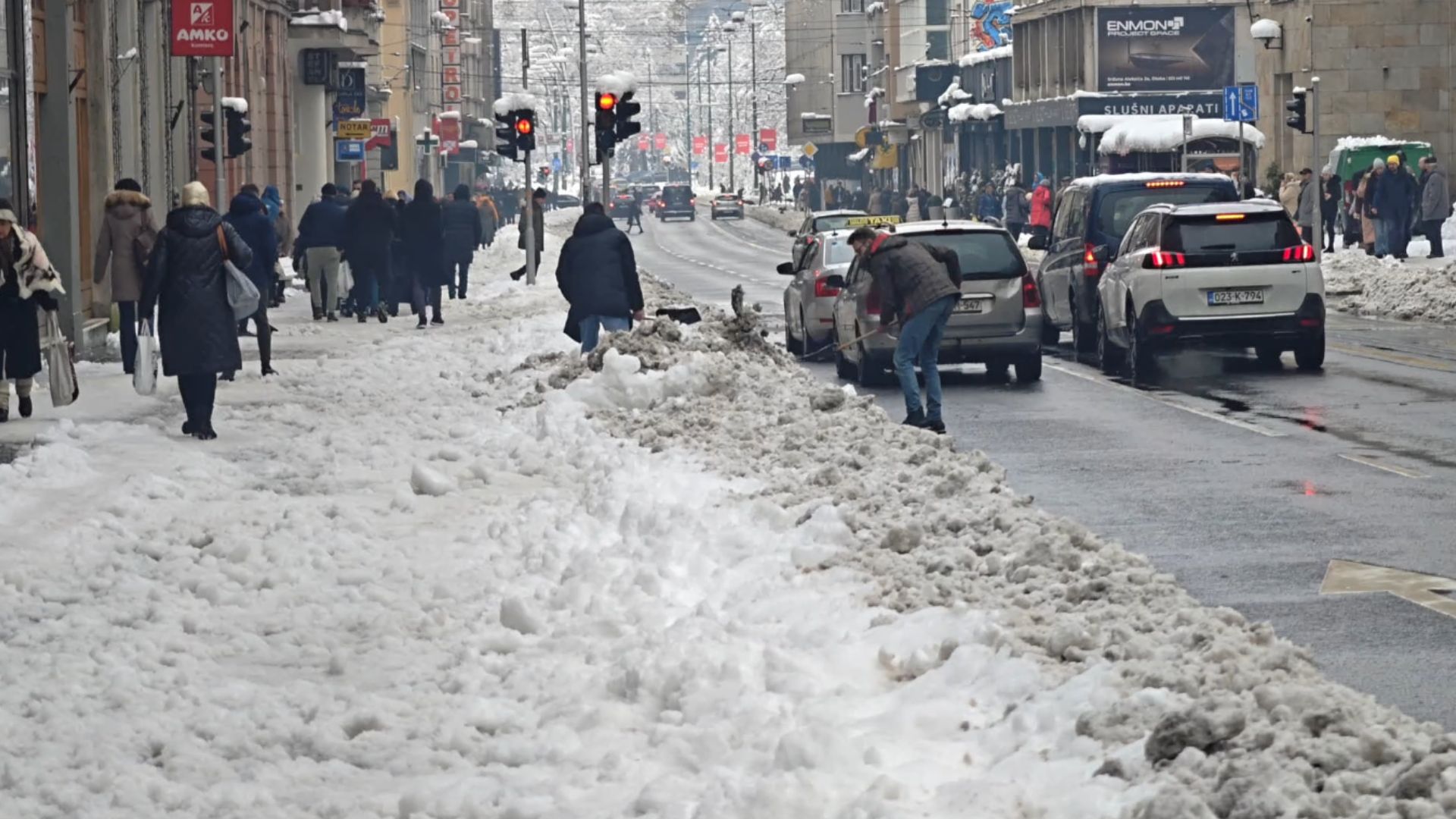 This winter's weather in Sarajevo may provide helpful acclimatization for the country's winter Olympians. /CGTN
