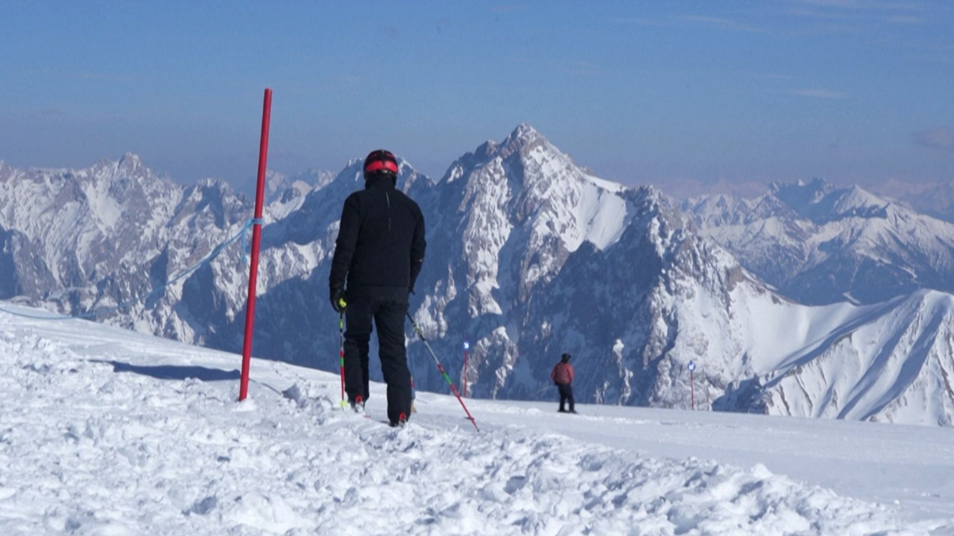 Skiers on Zugspitze in 2026. /AFP