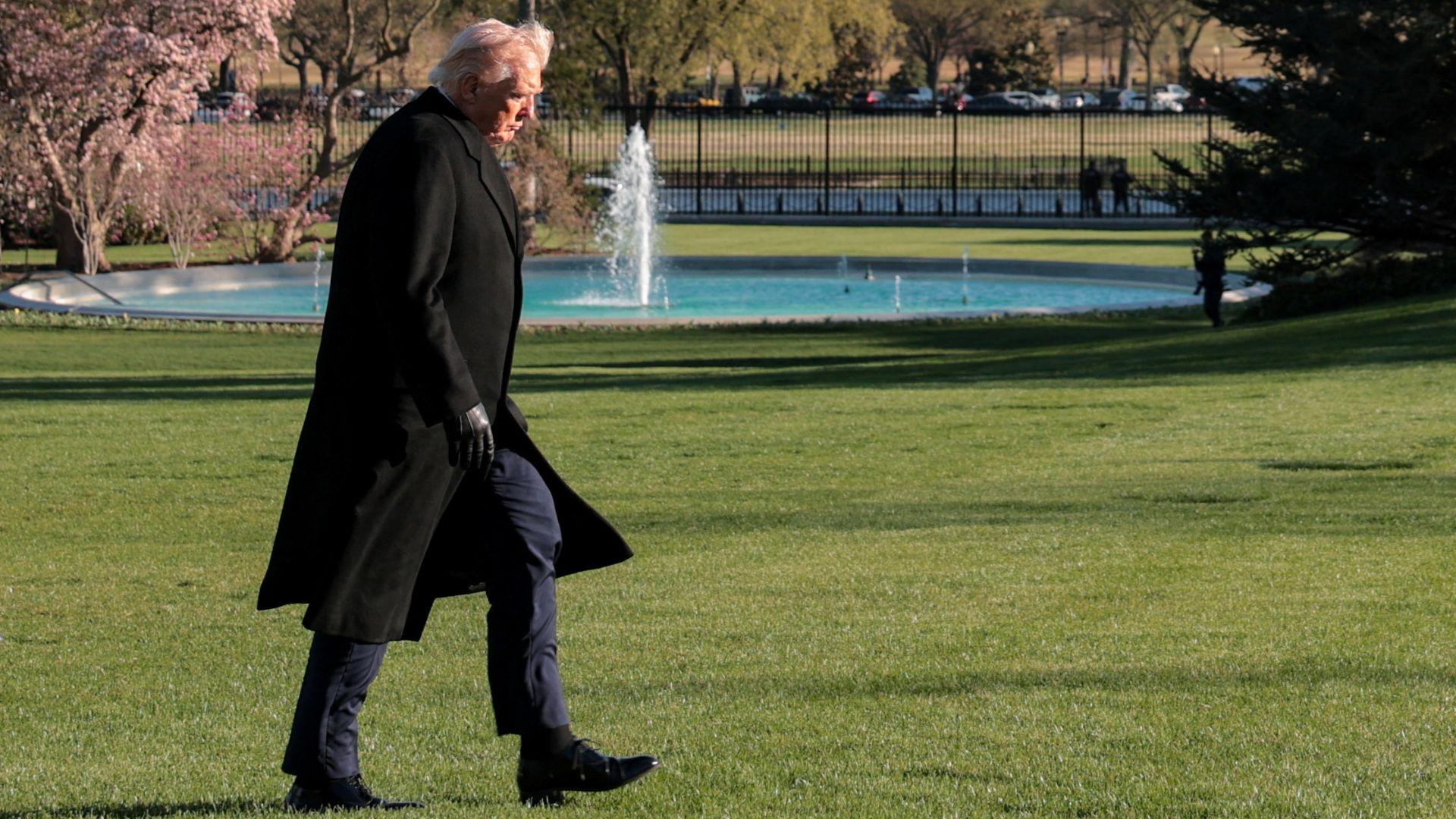 US President Donald Trump returned to the White on Monday after a complicated weekend. /Kylie Cooper/Reuters
