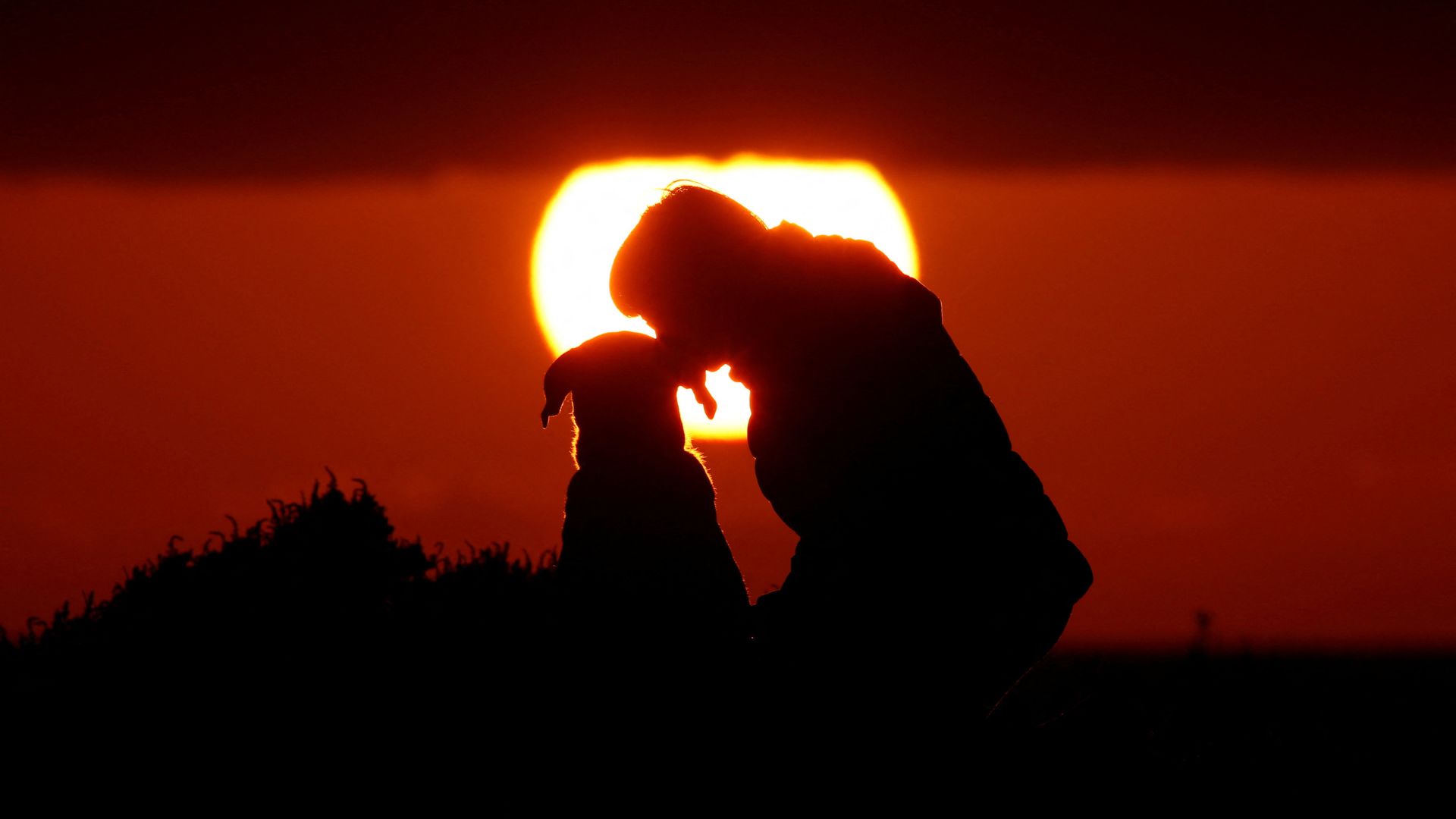 A scene that may have been played out for 160 centuries. /Darrin Zammit Lupi/Reuters
