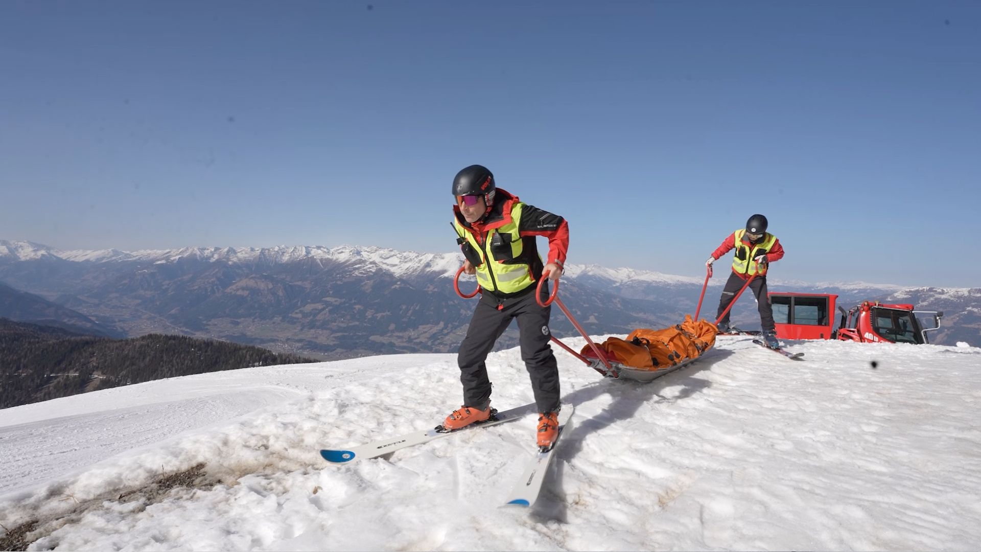 Rescue workers have had their work cut out in Austria this winter. /CGTN