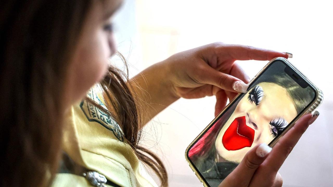 France passes social media ban for under-15s but will it become law?