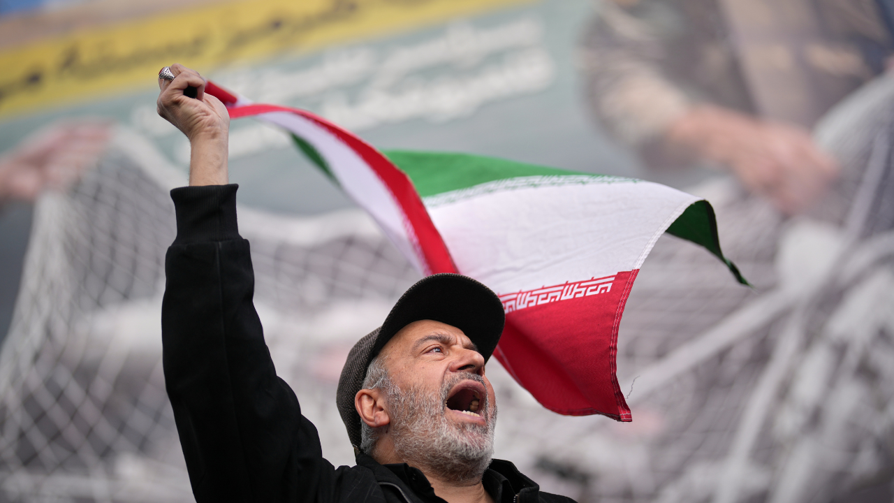 US and Iran agree two-week ceasefire as oil crashes 16%