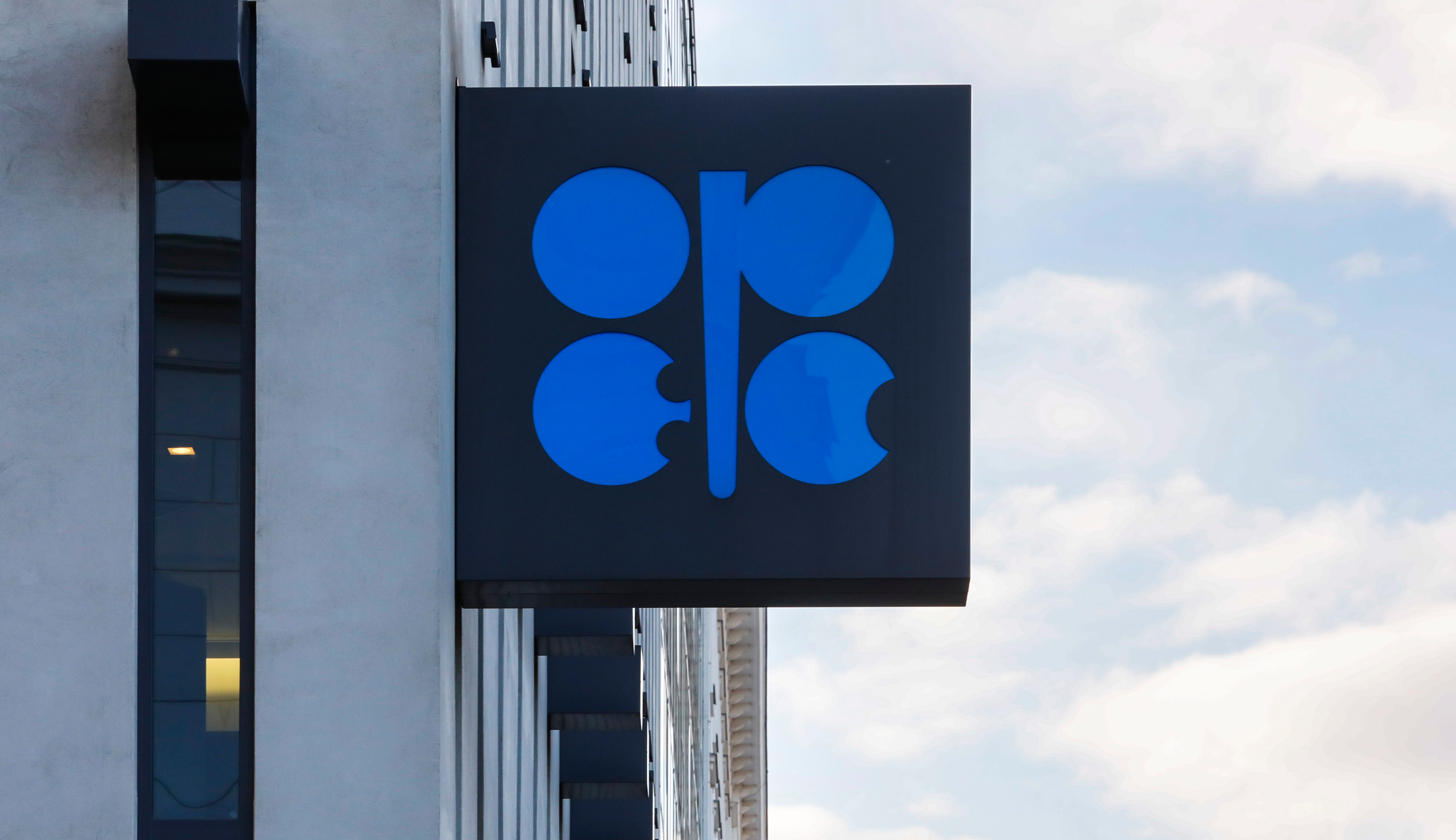 The UAE's withdrawal from the Organization of the Petroleum Exporting Countries (OPEC) weakens the group's control over global oil markets. /Lisa Leutner/AP