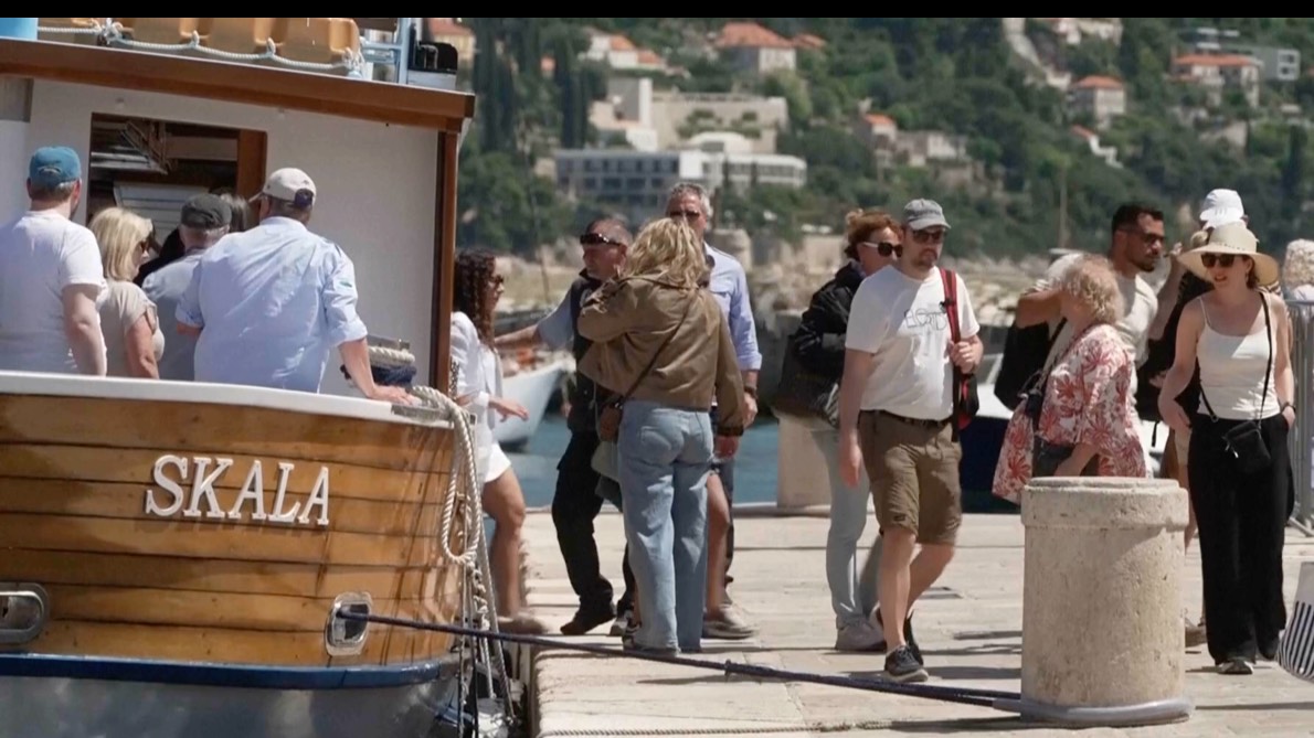 There have been fewer visitors from Australia, who are normally among the top 10 nations coming to Dubrovnik. /AP