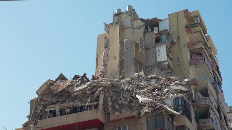Israeli airstrike hits Beirut as US and Iran approach short-term deal