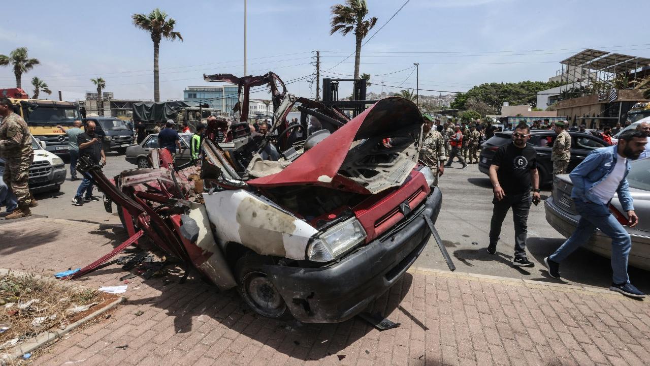 Israel hits car on Lebanese highway as China urges Pakistani mediation