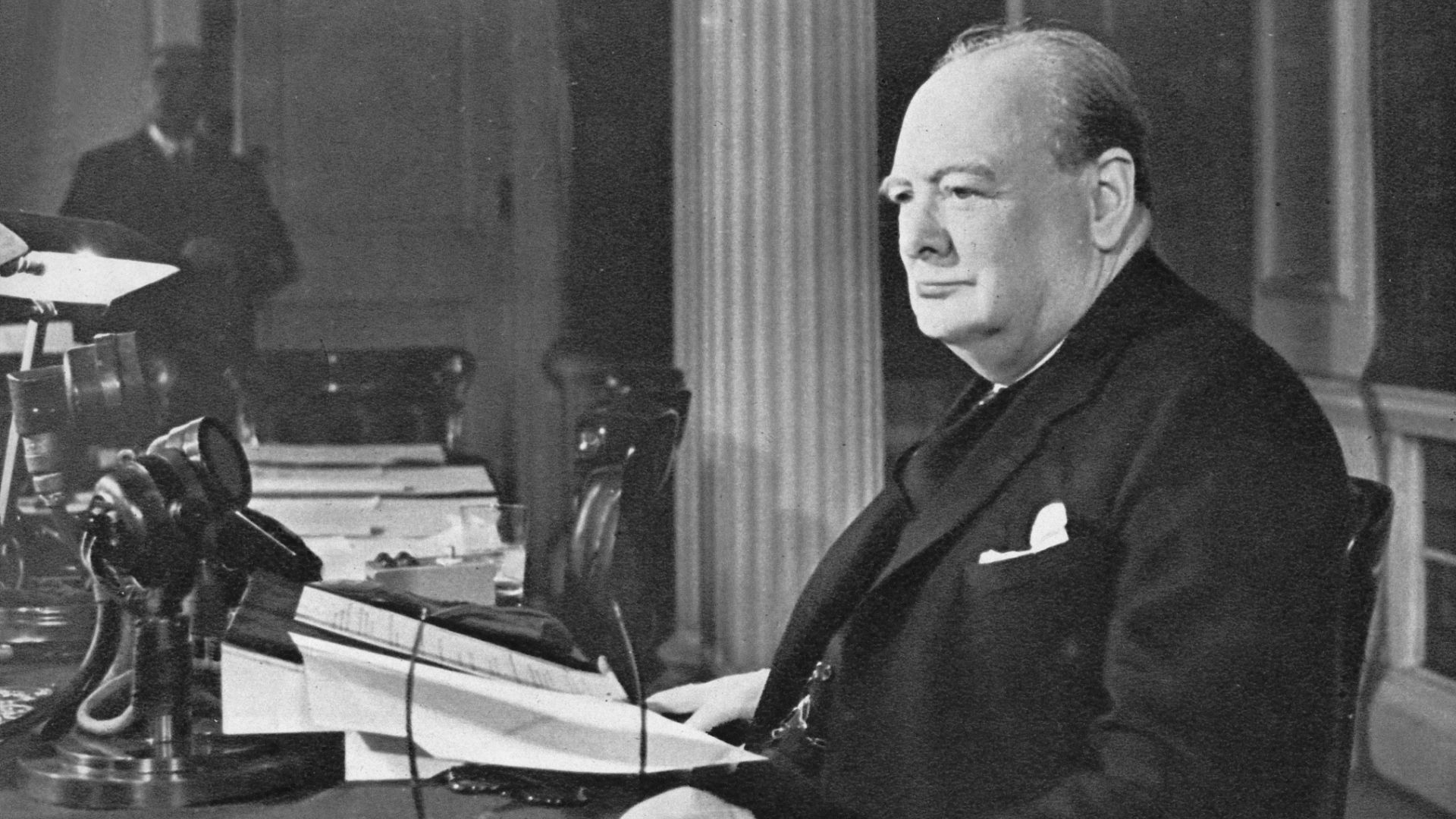 Churchill preparing to address the British nation during World War Two. /The Print Collector/Getty Images via CFP

