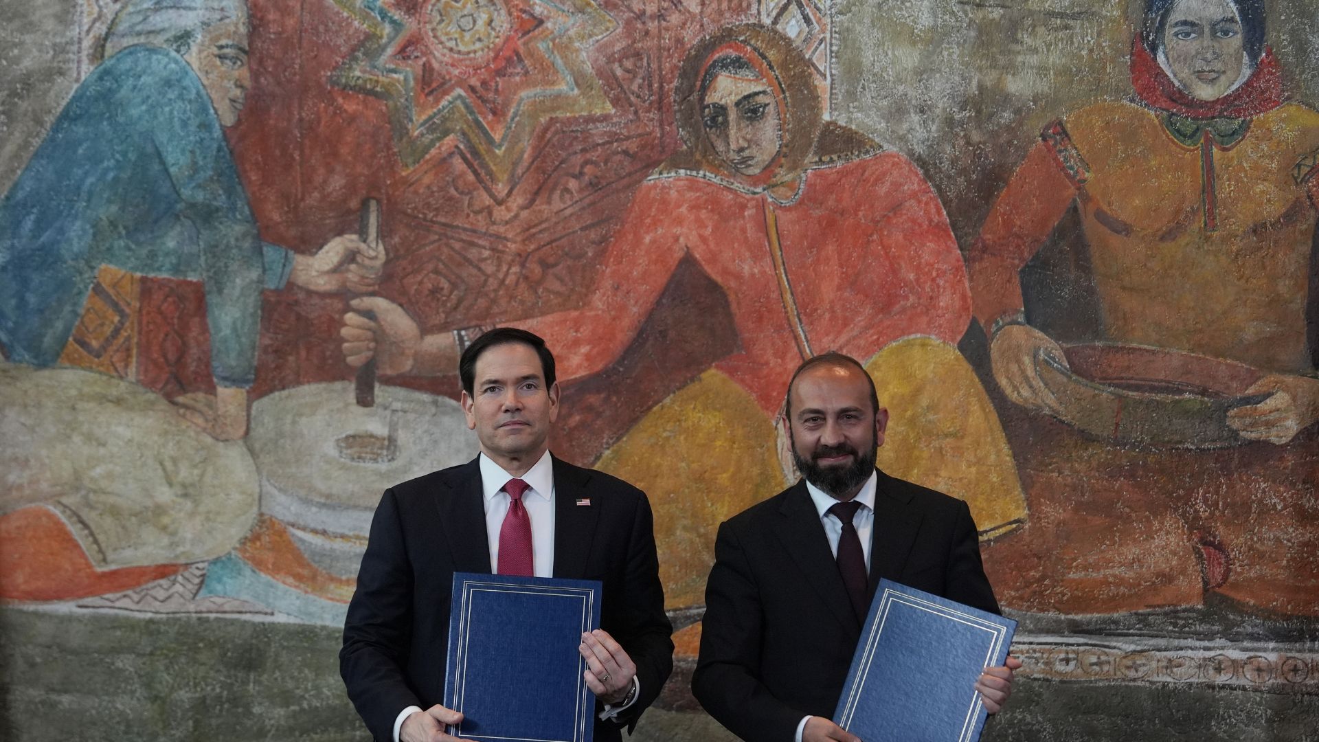 Secretary of State Marco Rubio participates in a signing ceremony with Armenia's Foreign Minister Ararat Mirzoyan at Zvartnots International Airport in Yerevan, May 26, 2026. /Julia Demaree Nikhinson, Pool/AP Photo