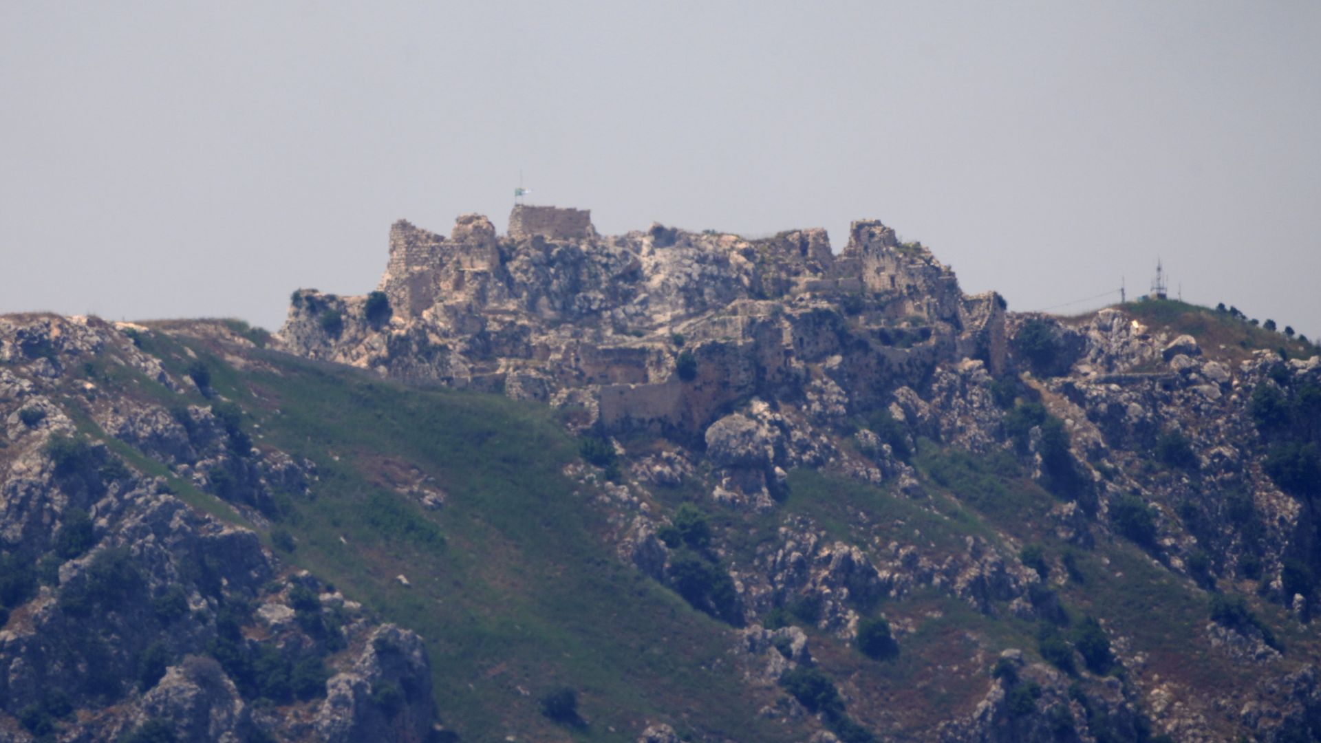 A view of the 900-year-old Beaufort Castle in southern Lebanon - previously occupied by Israel from 1982-2000 - as seen from northern Israel, on May 31, 2026. /Ariel Schalit/AP
