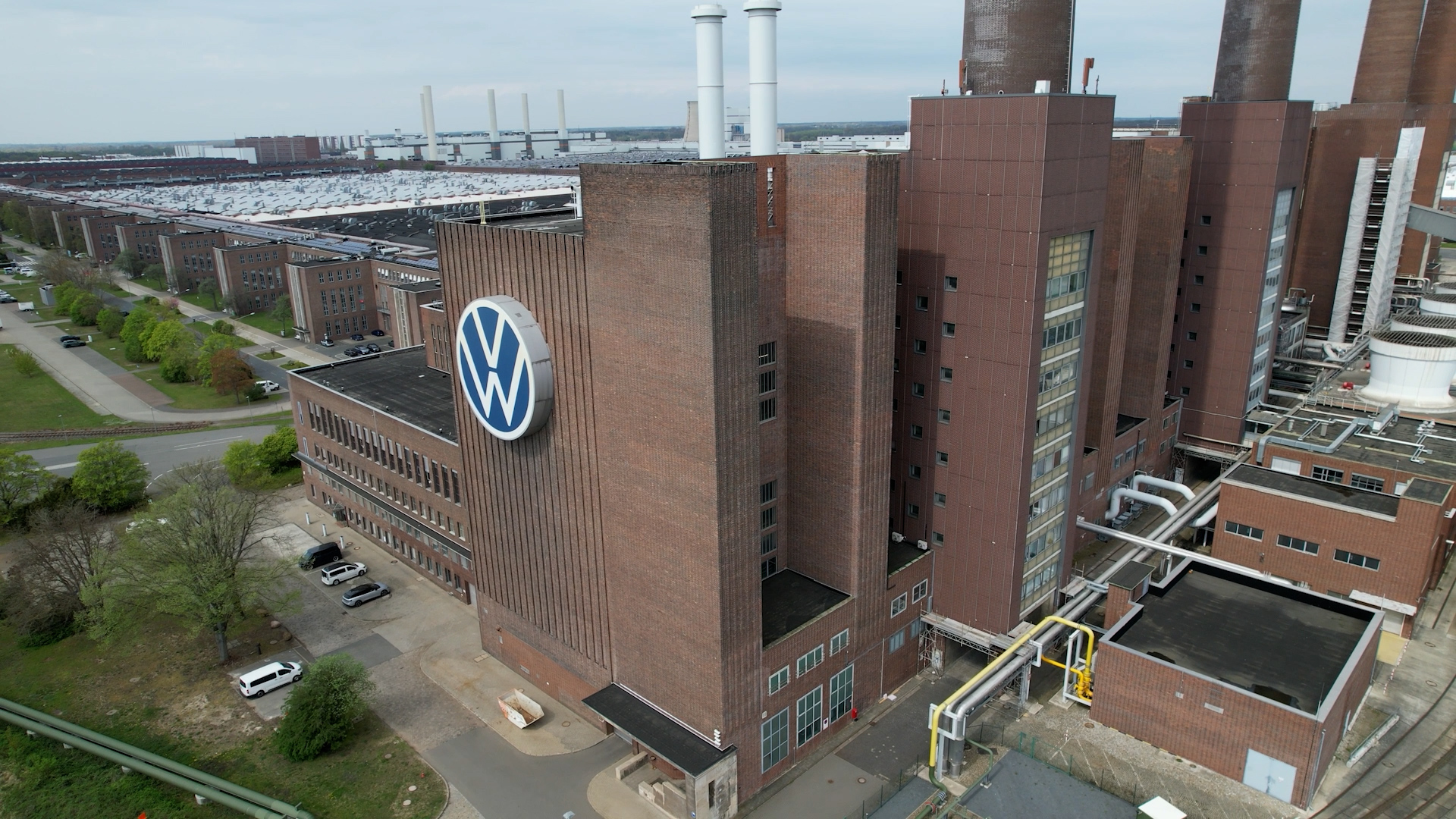 'Death for the city' - Volkswagen job cut fears in Wolfsburg 