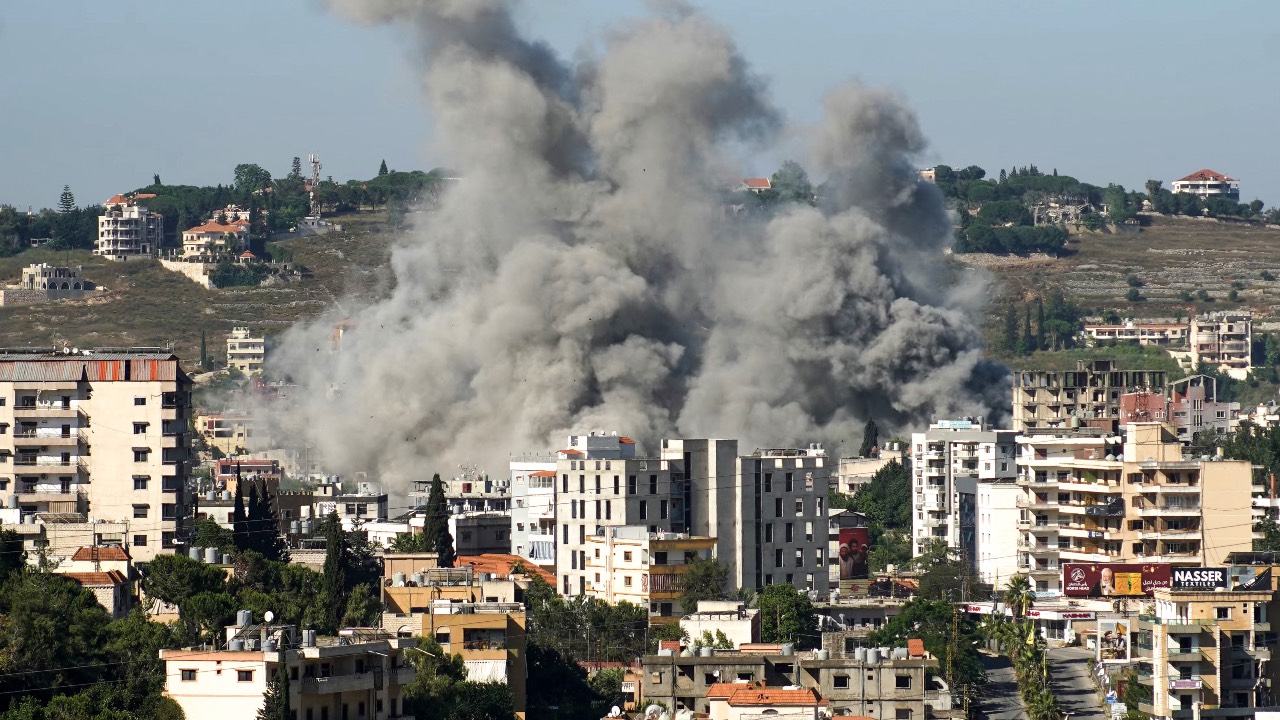 Smoke rises from the site of a string of Israeli airstrikes that targeted the southern Lebanese city of Nabatieh. /Abbas Fakih/AFP