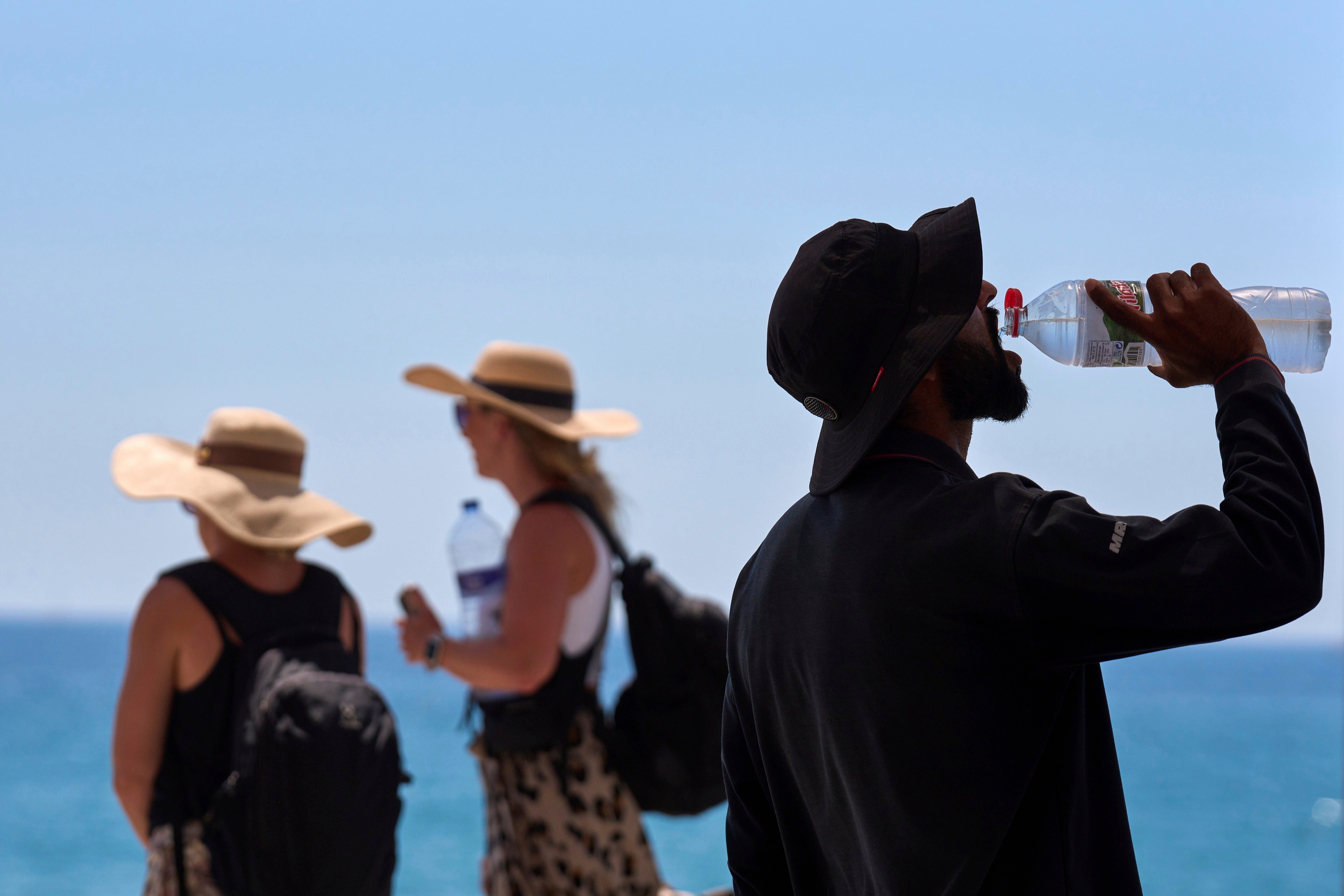 The European heatwave season has started early this year, with temperature record broken across the continent. /Emilio Morenatti/AP