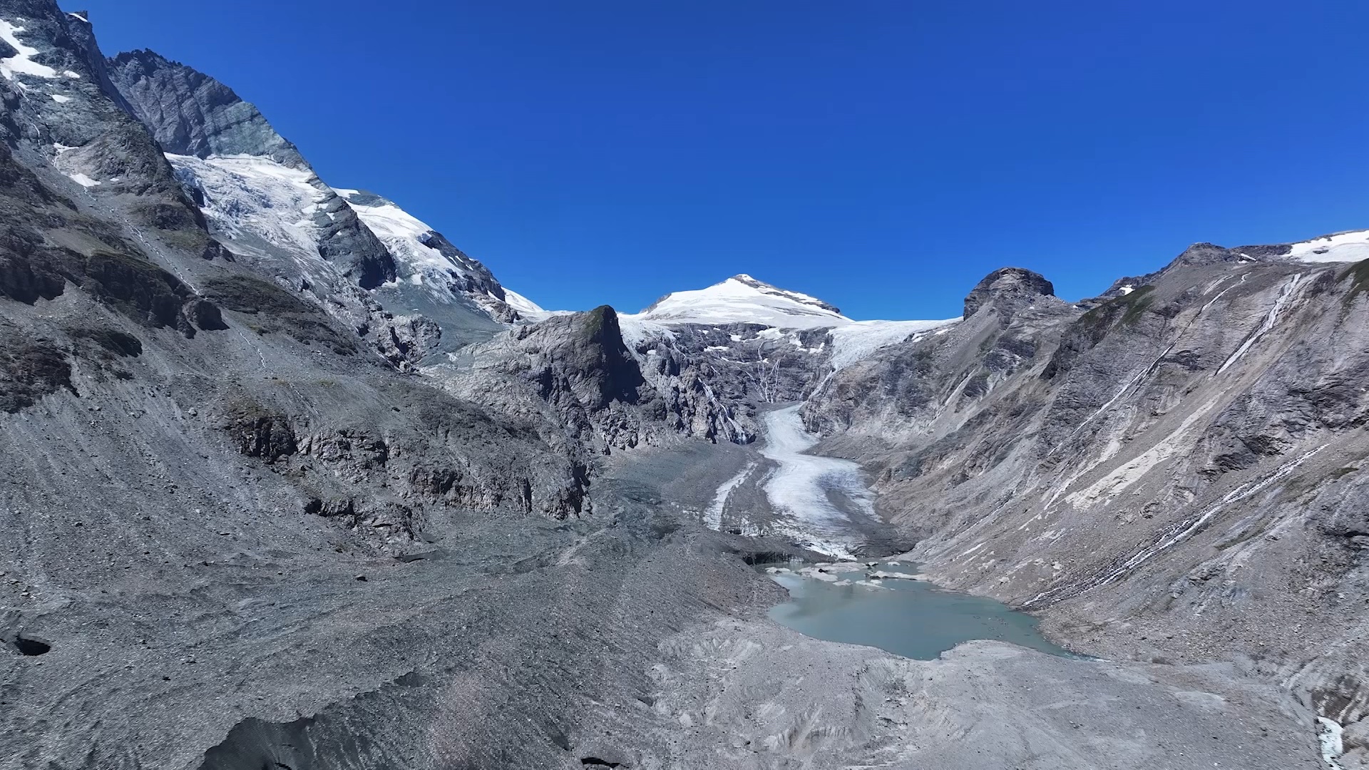 Amid record temperatures, Austria's largest glacier splitting in two