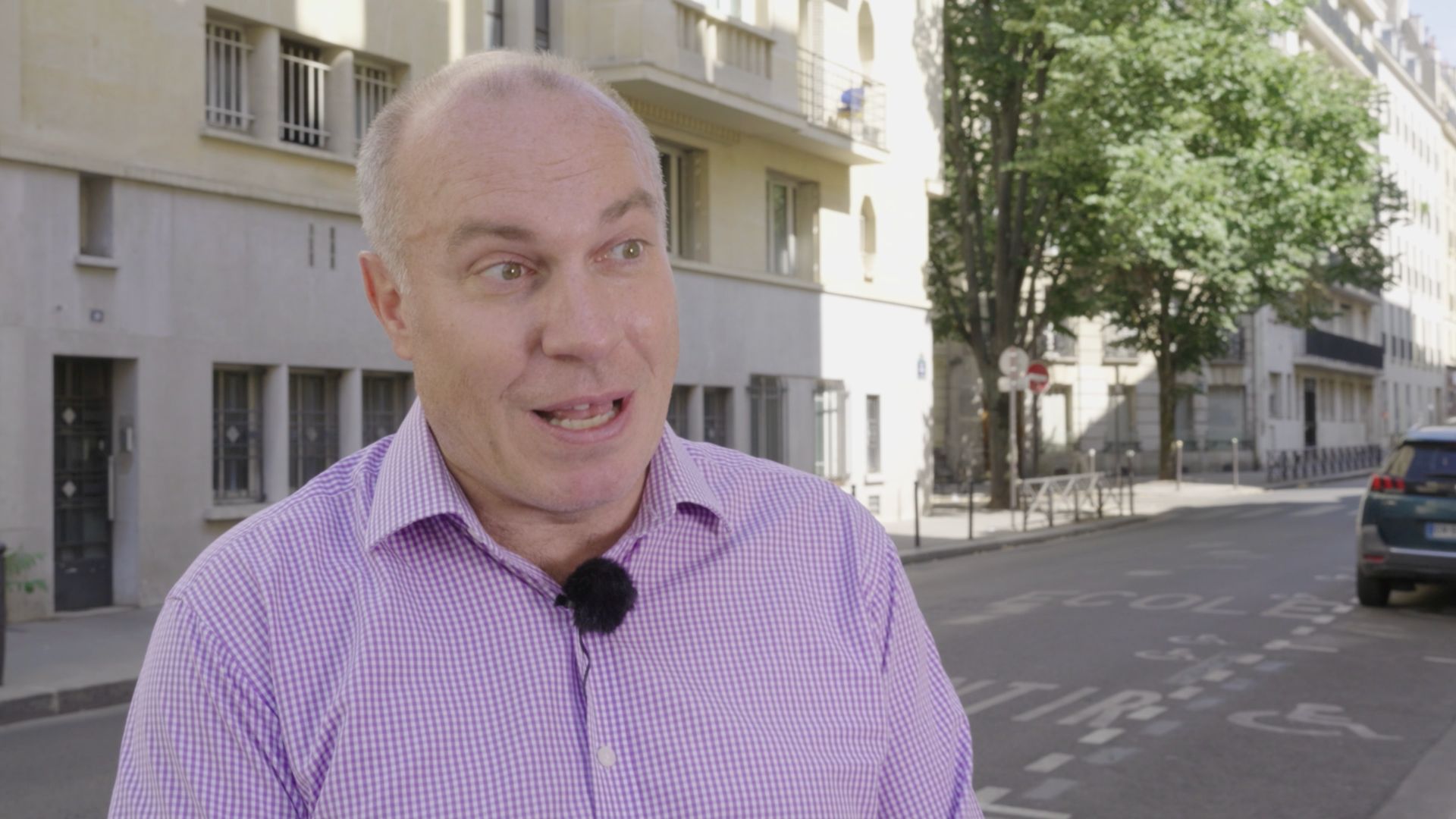 Climate scientist and IPCC lead author François Gemenne tells CGTN that repeated heatwaves are turning aircon from a luxury into a necessity. /Sarah Coates