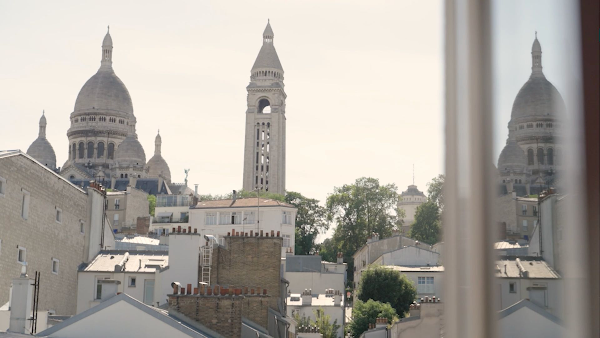 Extreme heat is forcing Parisians to look for ways to keep cool. /Sarah Coates