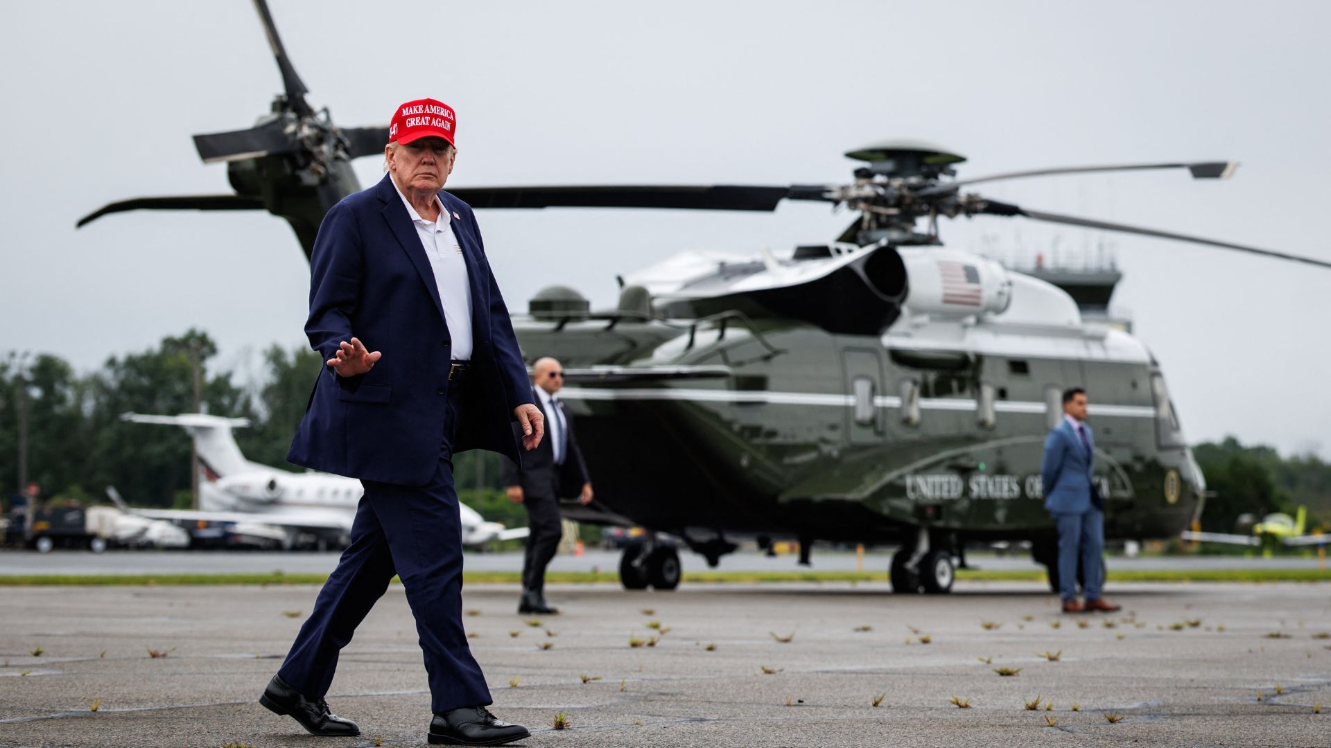 President Trump says he will bomb Oman if it 'gets in the way'. /Samuel Corum/Getty Images via AFP