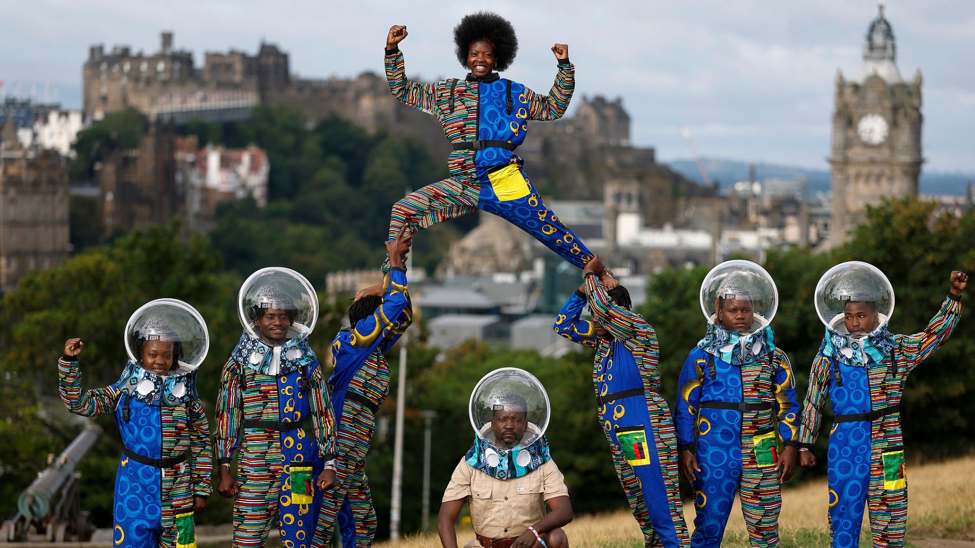  Zambian acrobatic troupe Afronauts are taking part in the Edinburgh Fringe Festiva. /Jeff J Mitchell/Getty Images