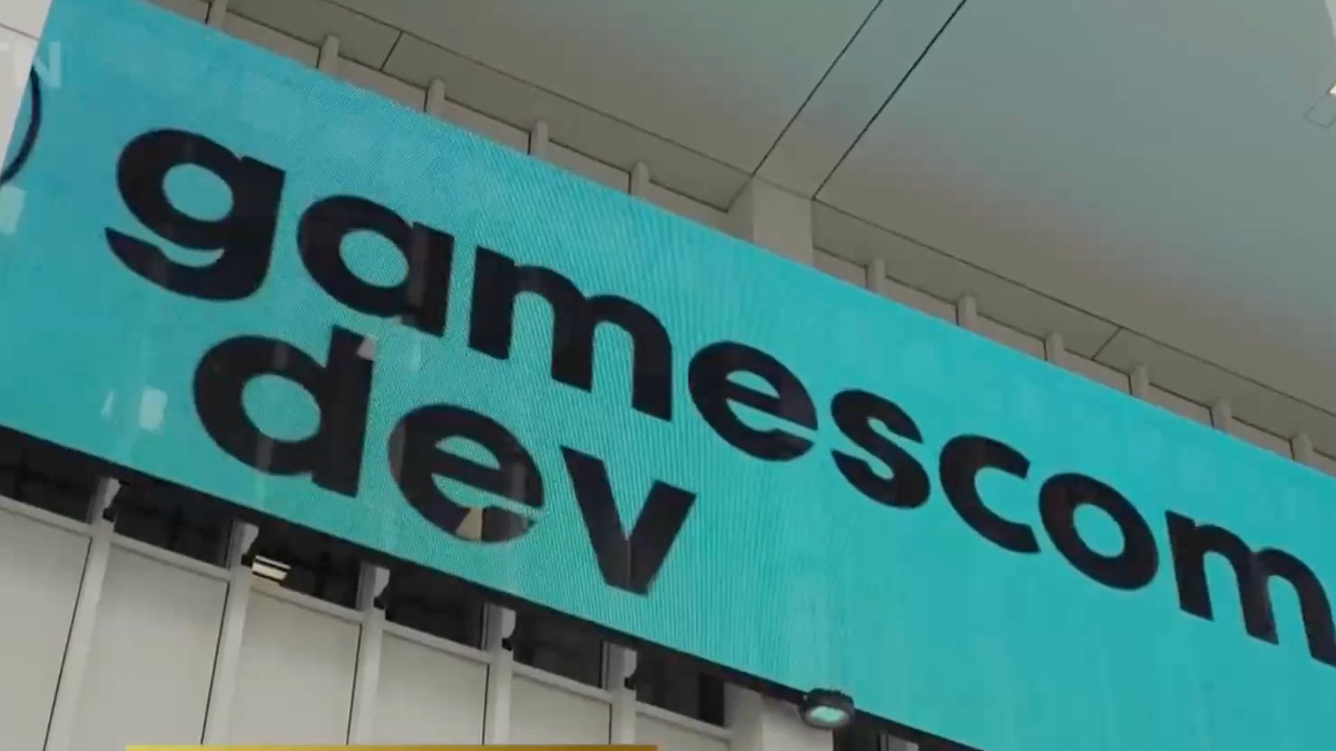 Event organizers are anticipating 360,000 attendees to this year's Gamescom. /Peter Oliver.