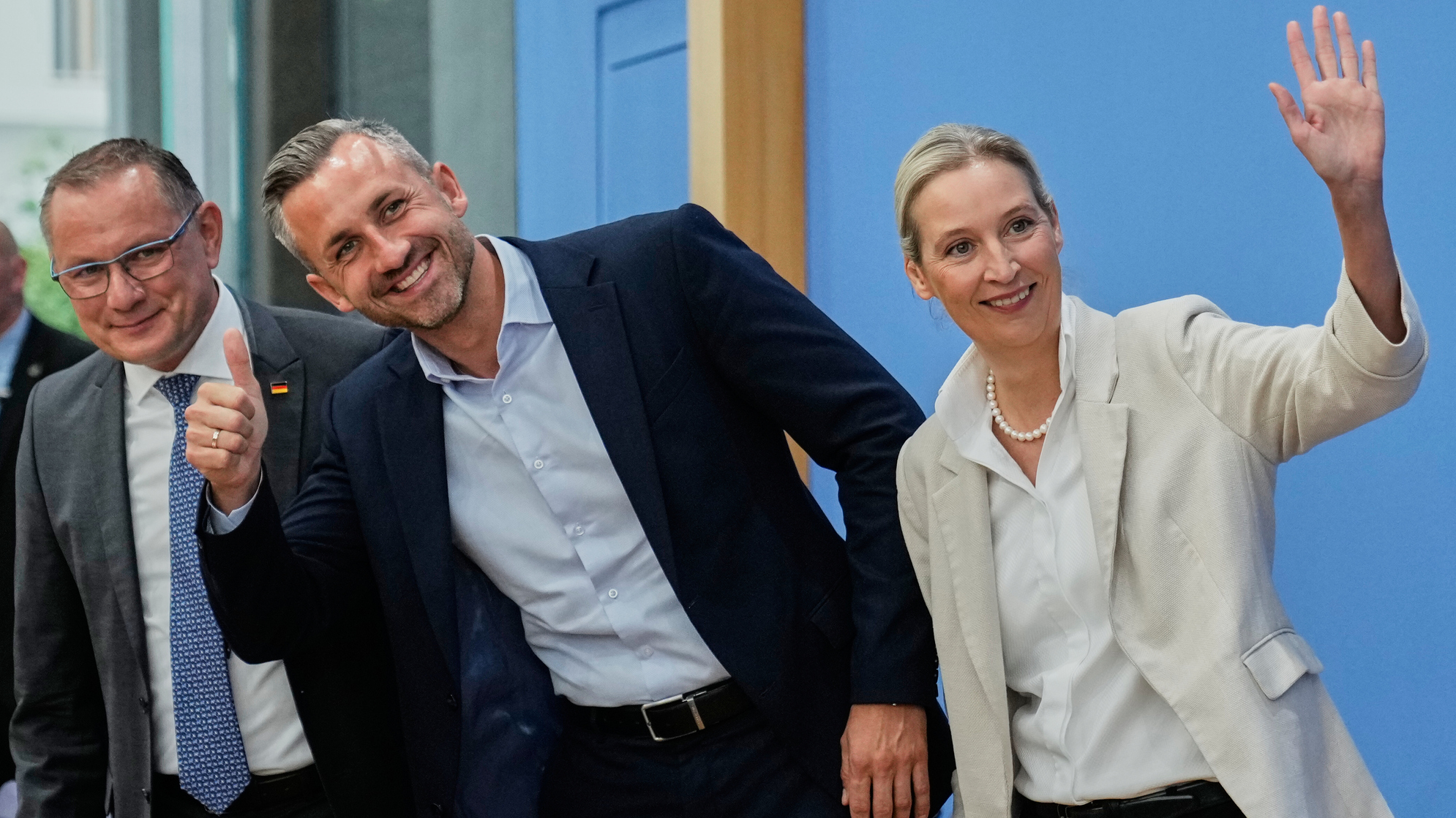 Far-right AfD party wins historic victory German state election