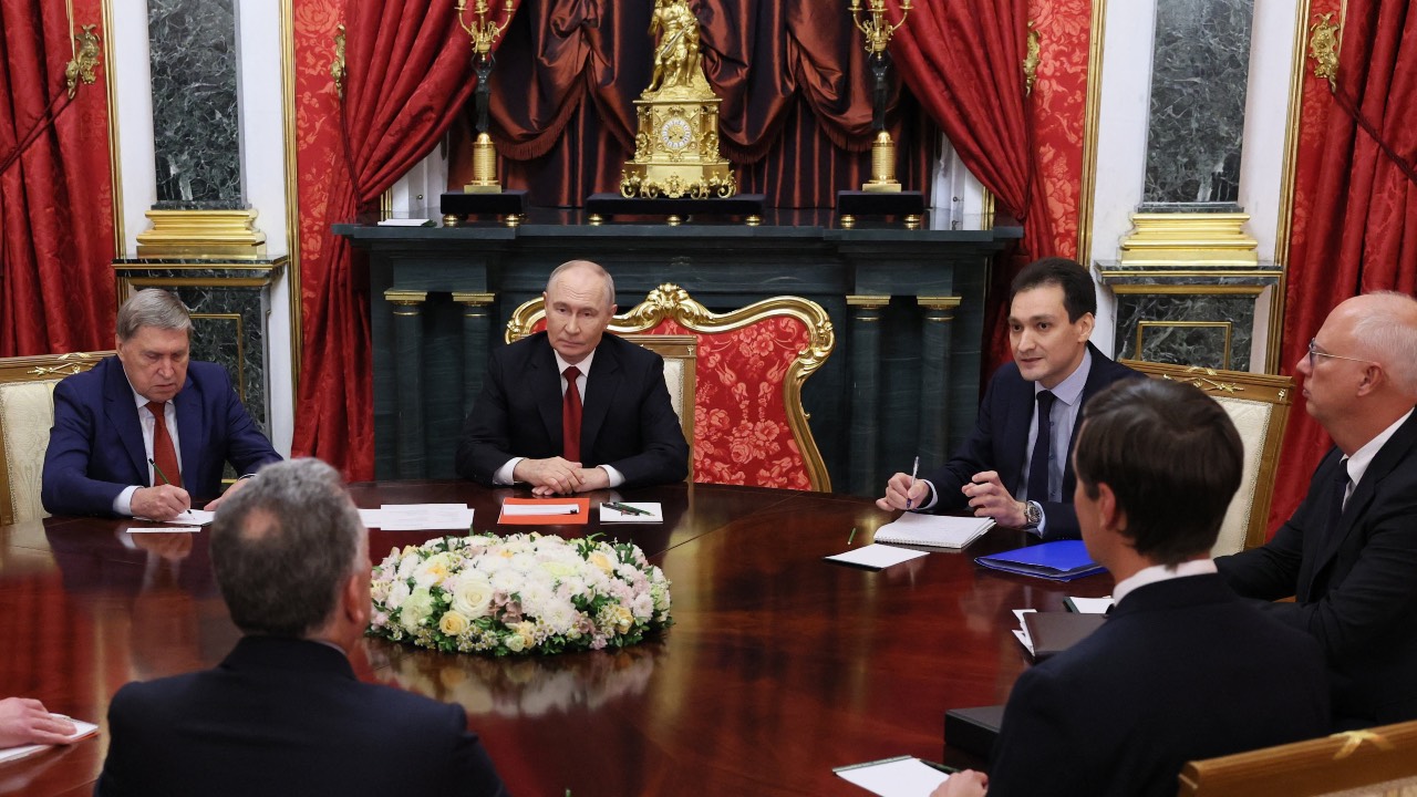 Russian President Putin met with US envoys Steve Witkoff and Jared Kushner for talks on ending more than four years of conflict in Ukraine./ Mikhail Metzel/AFP