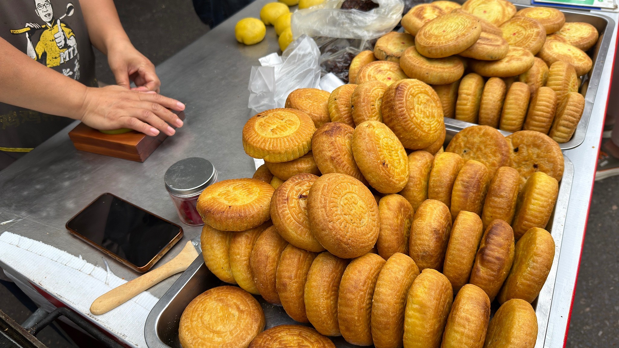 One of the most striking things about mooncakes is how varied they are. /CFP