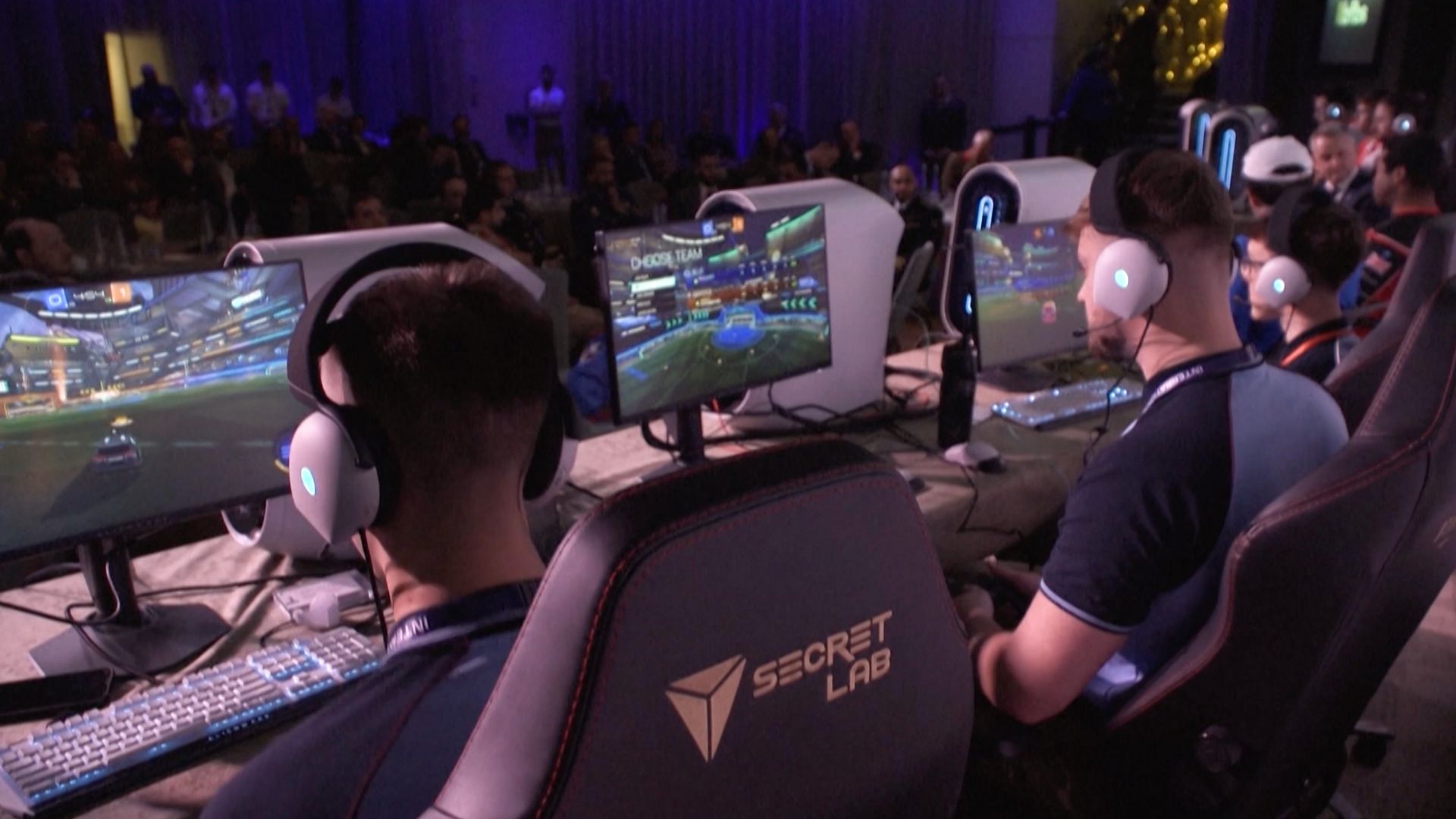  A passion for Esports and gaming has seen a resurgence in the popularity of gaming cafes. /CGTN