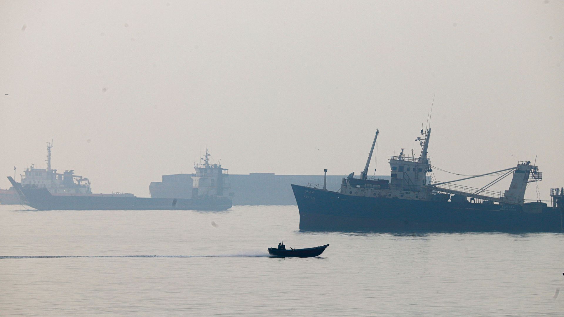 The IMF predicts global growth at 3.4% next year on the assumption that the Strait of Hormuz reopens by March 2027. /Amirhosein Khorgooi/ISNA via AP