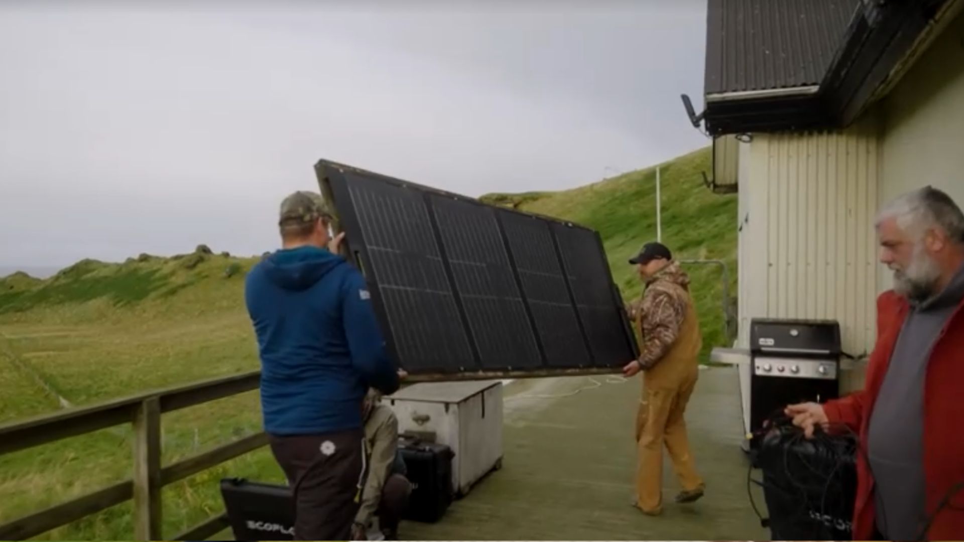 Solar panels being prepared for fitting on the property roof. /Timbuktu Content/EcoFlow