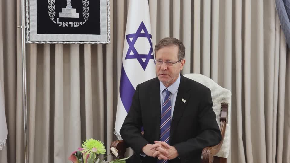President Isaac Herzog must choose who to ask to try to form a government. /Reuters