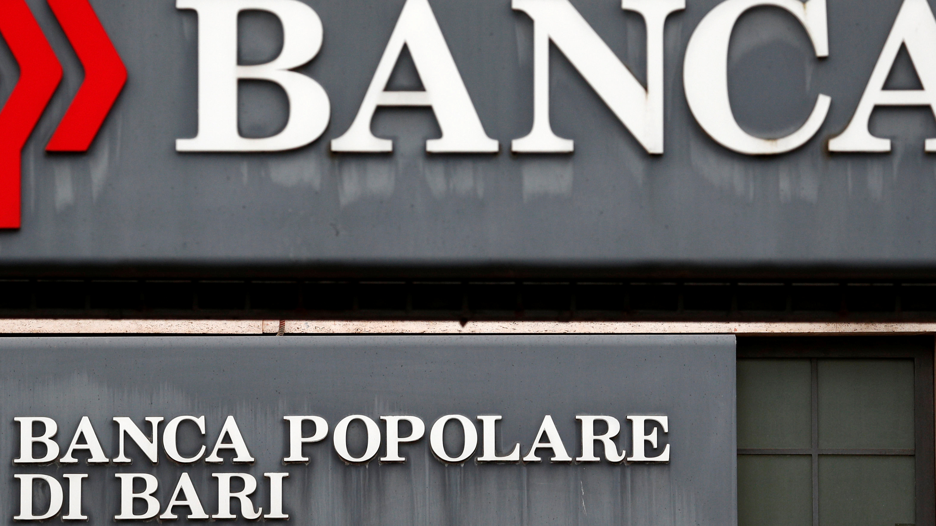 Italy Approves 1bn Rescue Of Popolare Di Bari Bank Cgtn