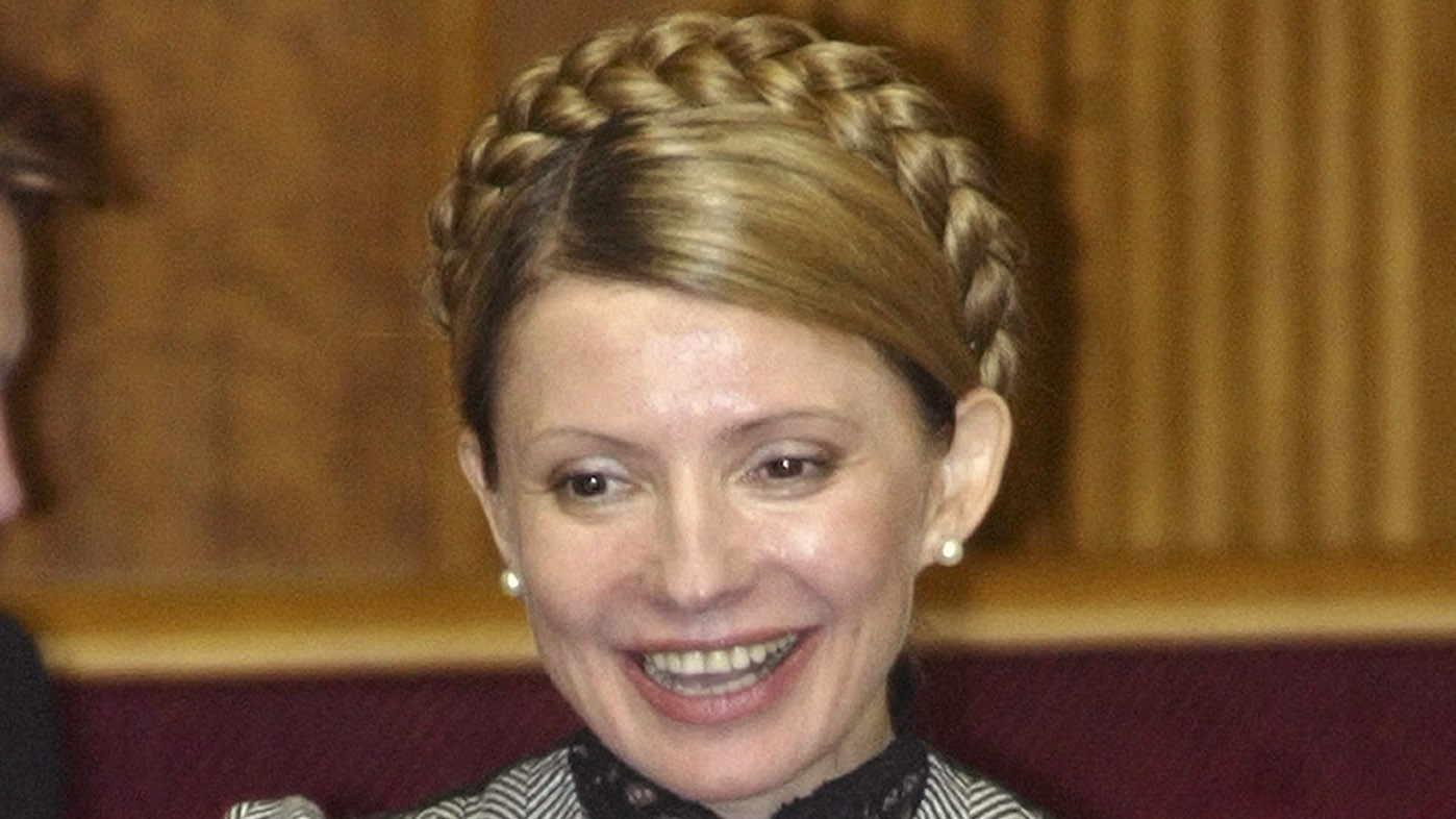 Yulia Tymoshenko becomes Ukrainian PM in 2005. /Sergei Grits/AP Photo
